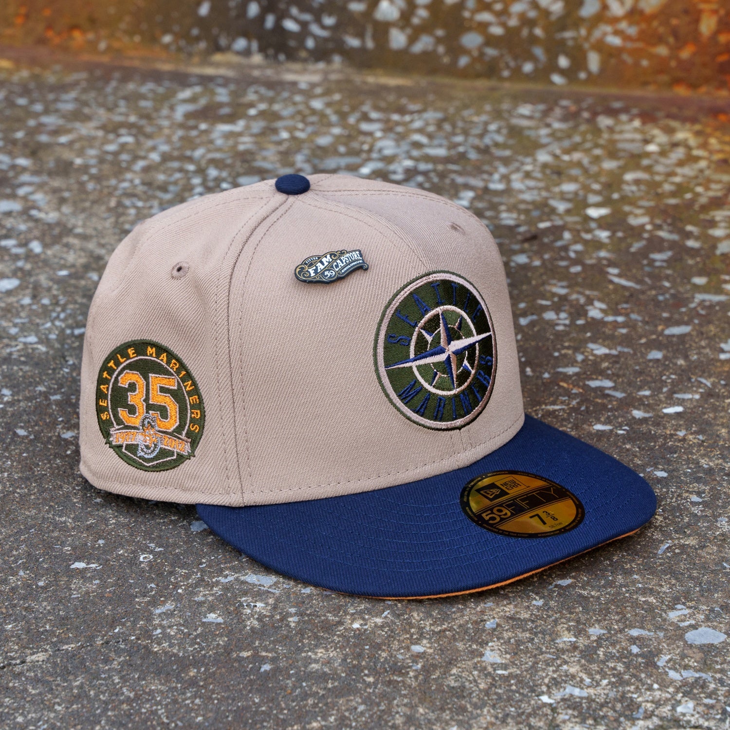 NEW ERA 59FIFTY MLB SEATTLE MARINERS 35TH ANNIVERSARY TWO TONE / ORANGE UV FITTED CAP
