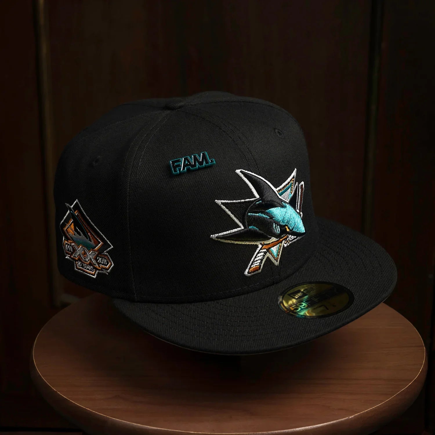 NEW ERA 59FIFTY NHL SAN JOSE SHARKS BLACK / GRAY UV FITTED CAP