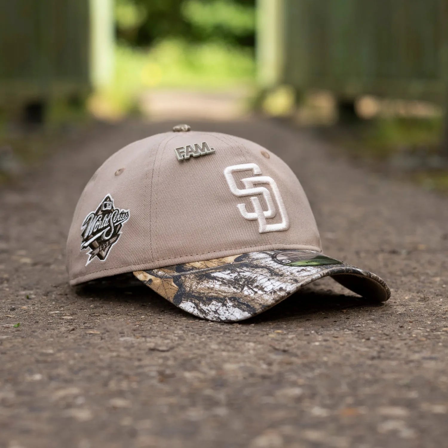 ADULT〈9TWENTY™〉〈NEW ERA® × familiar〉