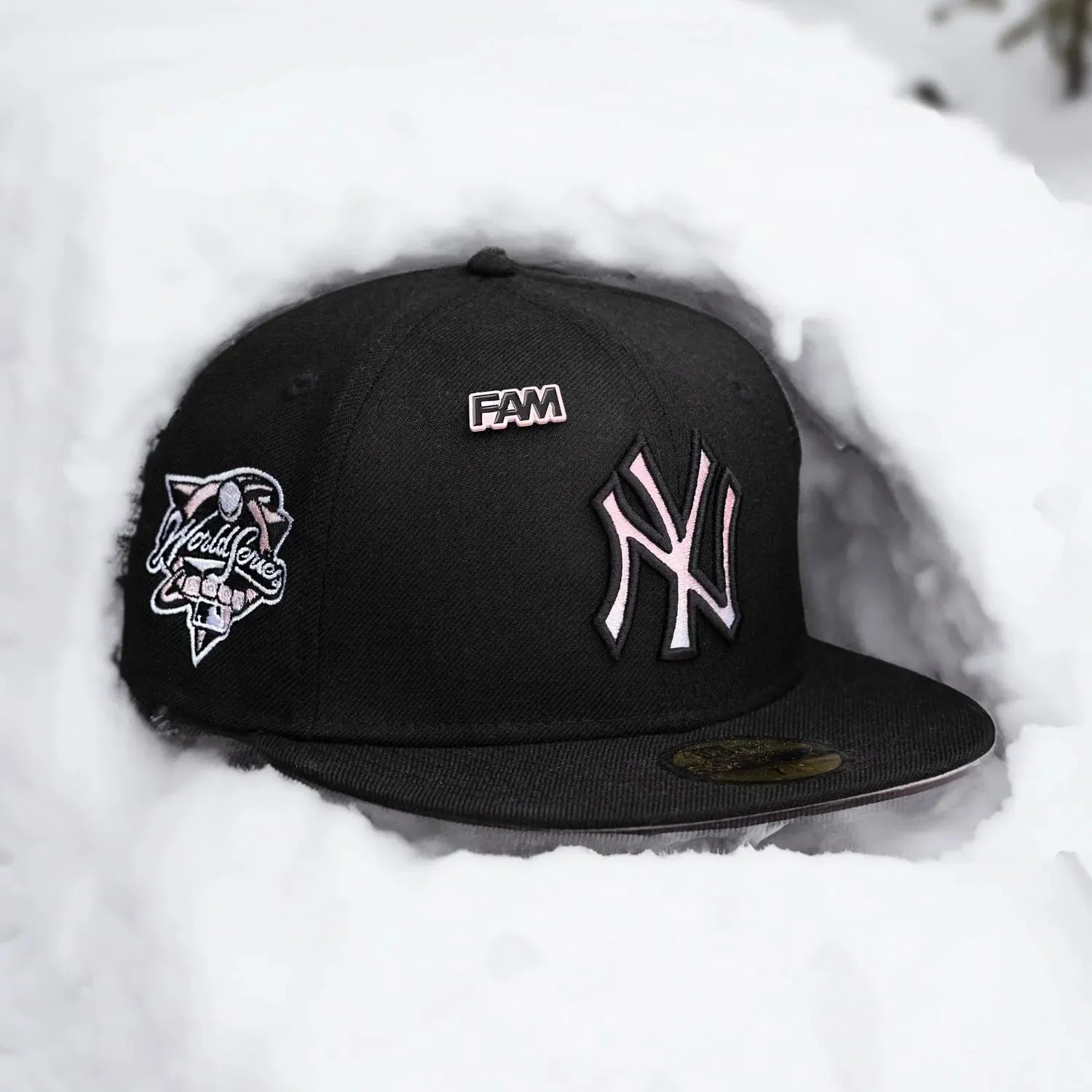 NEW ERA 59FIFTY MLB NEW YORK YANKEES BLACK PINK UV FITTED CAP
