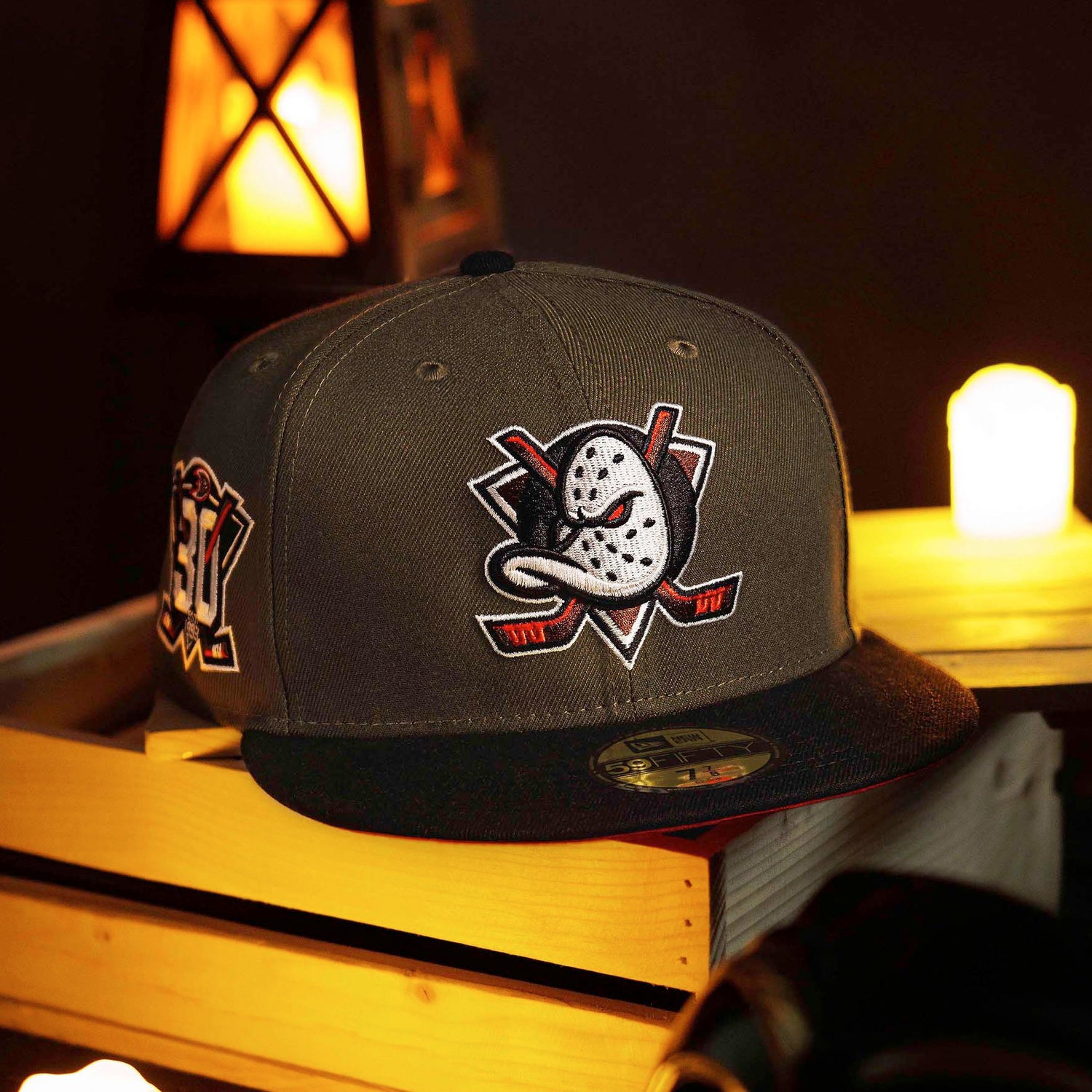 NEW ERA 59FIFTY NHL ANAHEIM DUCKS 30TH ANNIVERSARY TWO TONE / RED UV F, image size:1500x1500