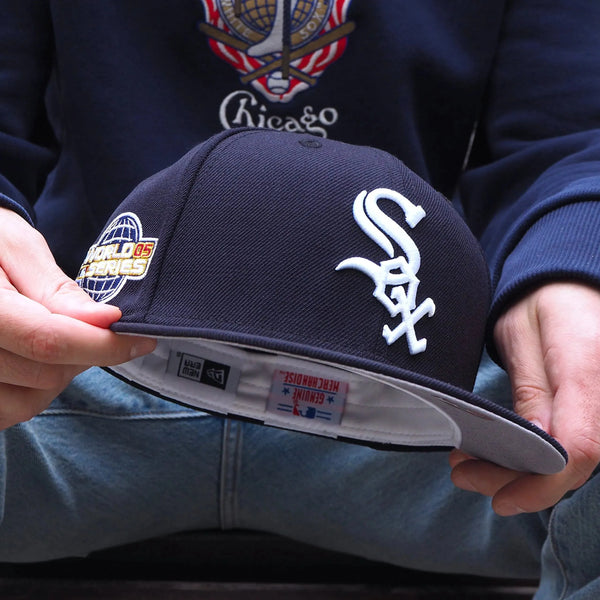 NEW ERA 59FIFTY MLB CHICAGO WHITE SOX WS 2005 NAVY/GREY UV FITTED CAP