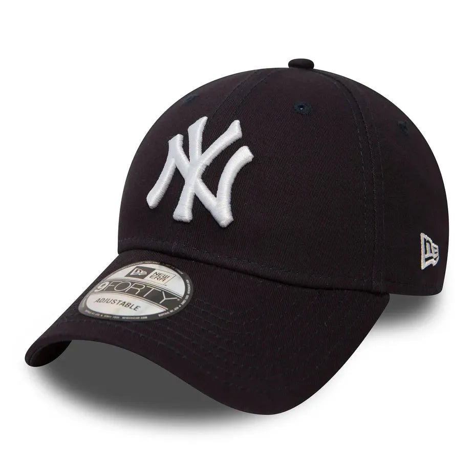 NEW ERA 9FORTY LEAGUE ESSENTIAL NEW YORK YANKEES NAVY CAP - FAM