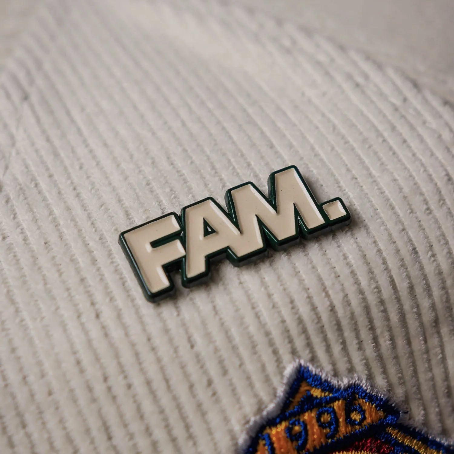 NEW ERA 9FORTY A-FRAME MLB NEW YORK YANKEES WORLD SERIES 1996 CORD TWO TONE / GREY UV SNAPBACK - FAM