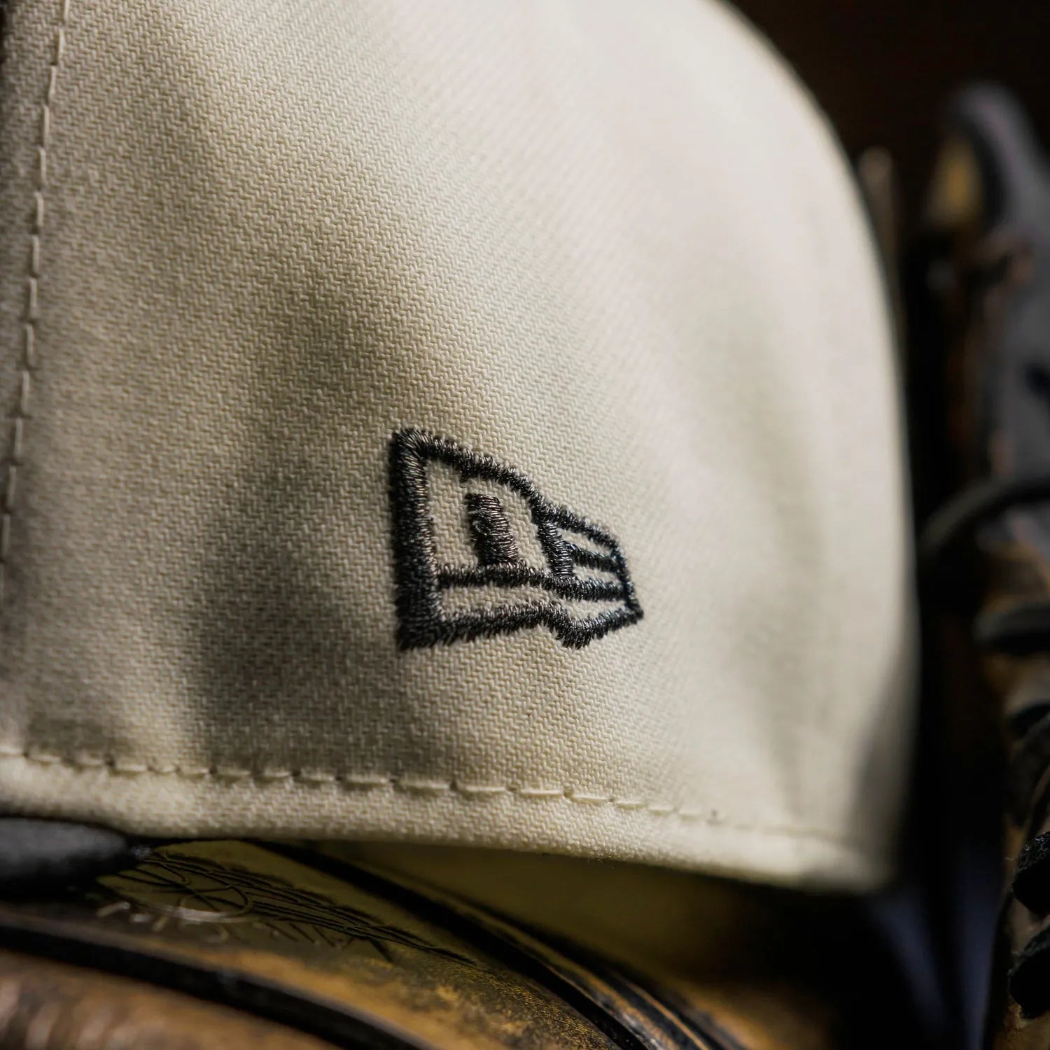 NEW ERA 59FIFTY MLB NEW YORK YANKEES WORLD SERIES 100TH ANNIVERSARY TWO TONE / KELLY GREEN UV FITTED CAP - FAM