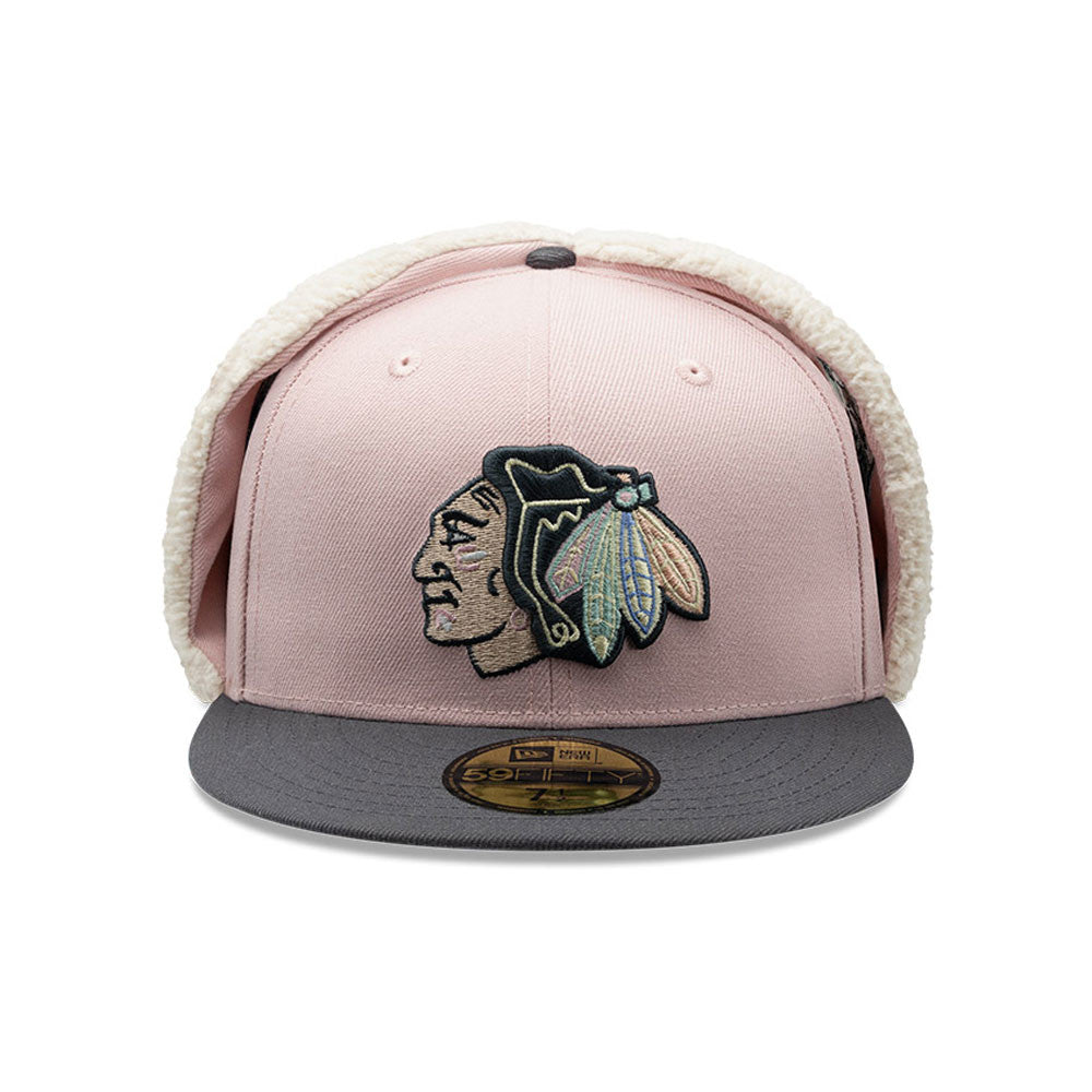 CHICAGO BLACKHAWKS NHL PASTEL PINK DARK GREY TWO TONE BEIGE UV / NEW ERA 59FIFTY DOGEAR CAP