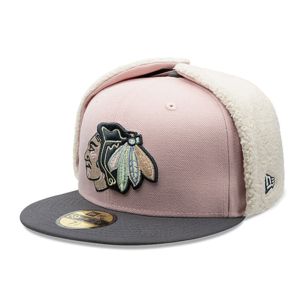 CHICAGO BLACKHAWKS NHL PASTEL PINK DARK GREY TWO TONE BEIGE UV / NEW ERA 59FIFTY DOGEAR CAP