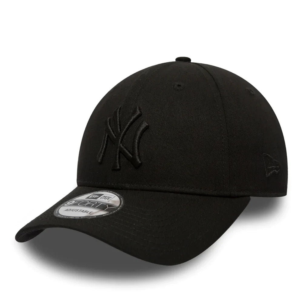 9FORTY LEAGUE ESSENTIAL NEW YORK YANKEES BLUE CAP