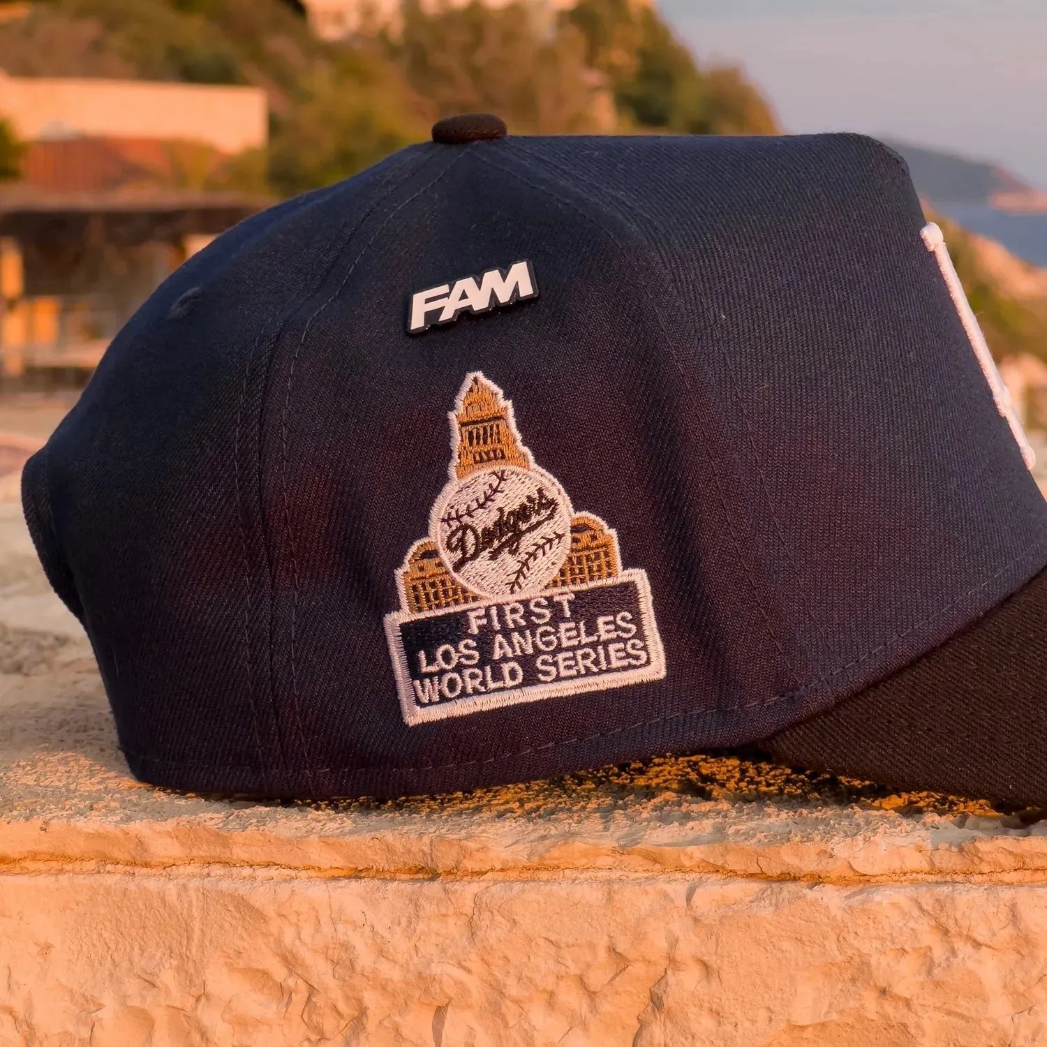 NEW ERA 9FORTY A-FRAME LOS ANGELES DODGERS FIRST LOS ANGELES WORLD SERIES TWO TONE / KHAKI UV SNAPBACK - FAM