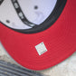 NEW ERA 59FIFTY NBA CHICAGO BULLS 6X CHAMPIONS TWO TONE / SCARLET UV FITTED CAP