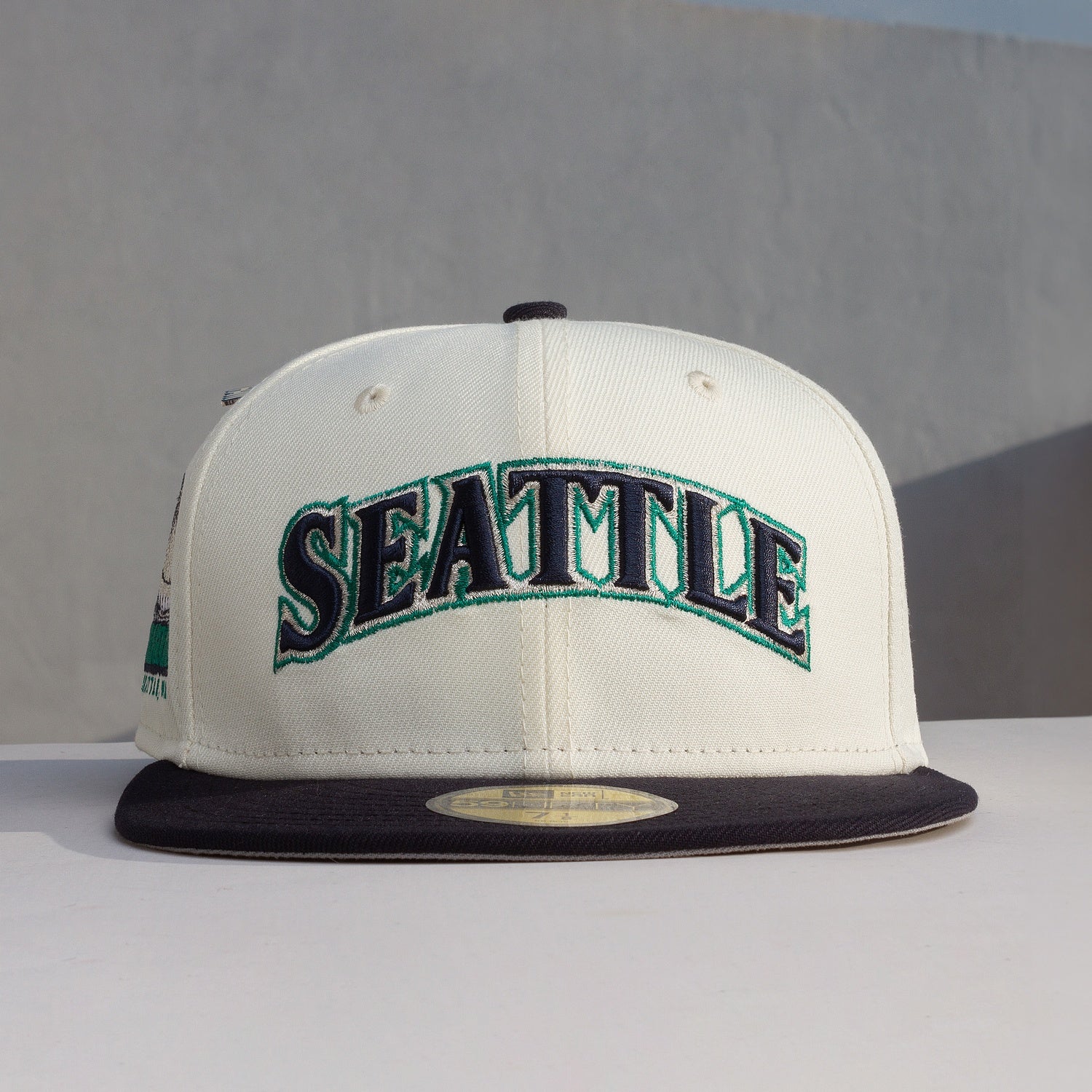 EXCLUSIVE 59FIFTY MLB SEATTLE MARINERS 40th ANNIVERSARY SCARLET/ SKY BLUE UV