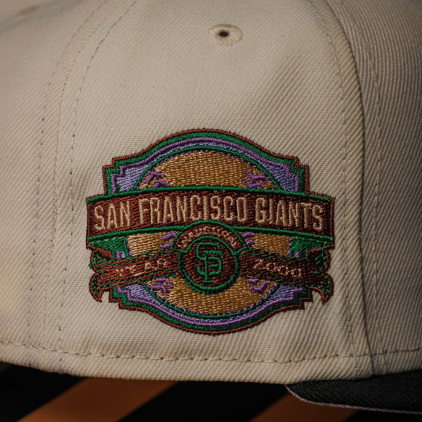 NEW ERA 59FIFTY MLB SAN FRANCISCO GIANTS INAUGURAL YEAR 2000 TWO TONE / GREY UV FITTED CAP
