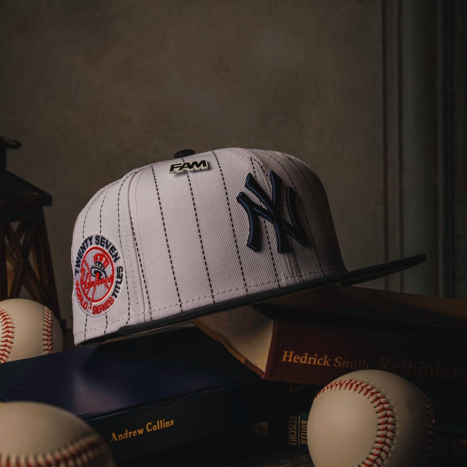 NEW ERA 59FIFTY MLB NEW YORK YANKEES TWENTY SEVEN TITLES TWO TONE / GREY UV FITTED CAP