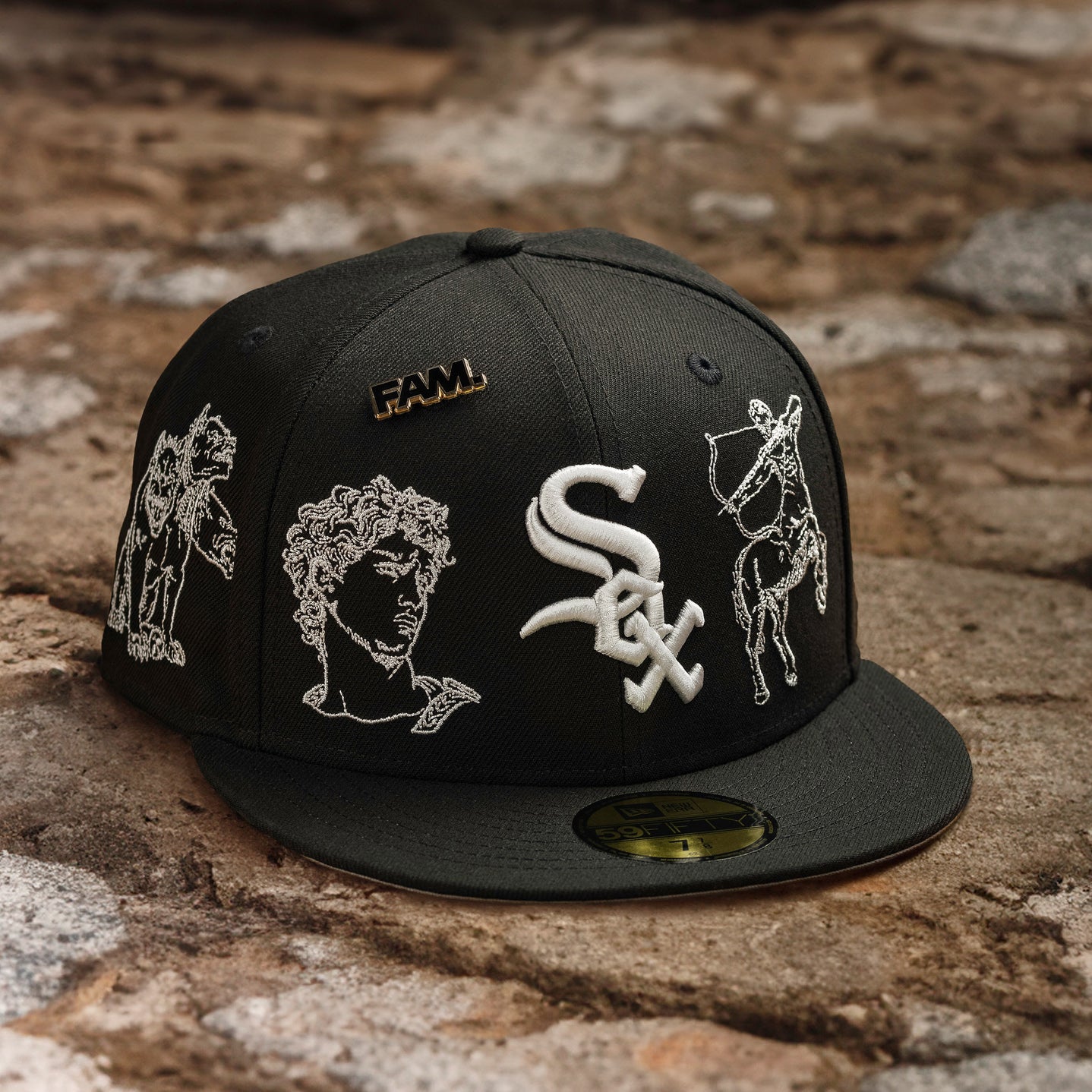 CHICAGO WHITE SOX MYTHICAL BLACK GRAY UV / NEW ERA 59FIFTY FITTED CAP
