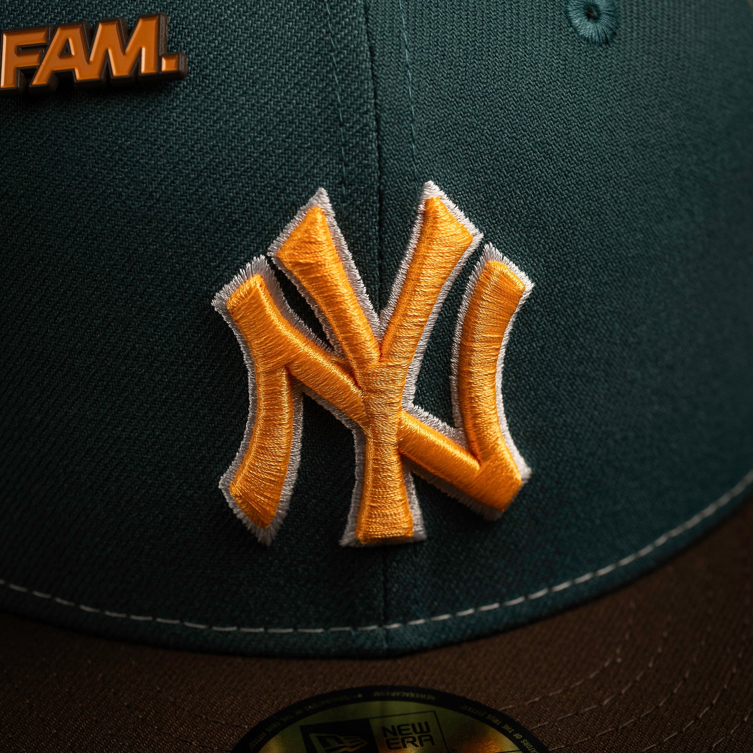 NEW YORK YANKEES MLB GREEN WALNUT TWO TONE ORANGE UV / NEW ERA 59FIFTY TRUCKER CAP