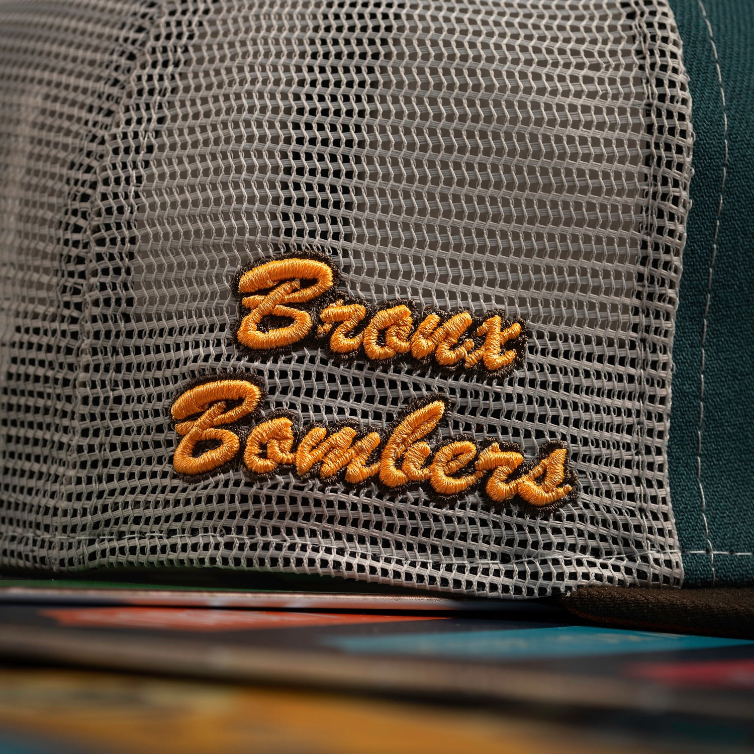 NEW YORK YANKEES MLB GREEN WALNUT TWO TONE ORANGE UV / NEW ERA 59FIFTY TRUCKER CAP