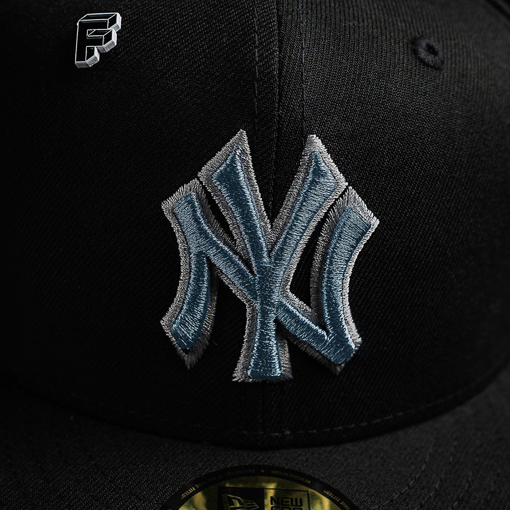 NEW ERA 59FIFTY MLB WS 99 NEW YORK YANKEES BLACK / GRAY UV FITTED CAP