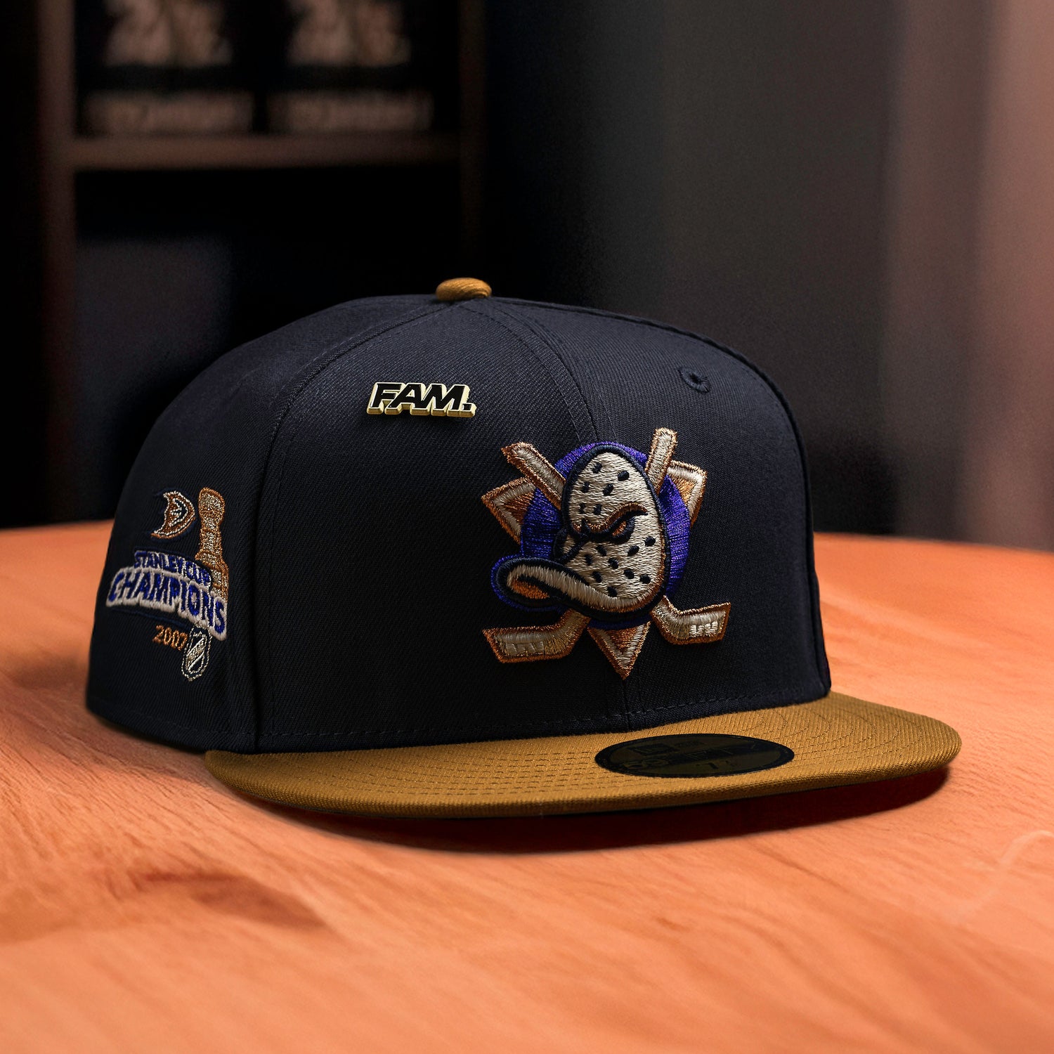 ANAHEIM DUCKS NHL NAVY BRONZE TWO TONE GRAY UV / NEW ERA 59FIFTY FITTED CAP