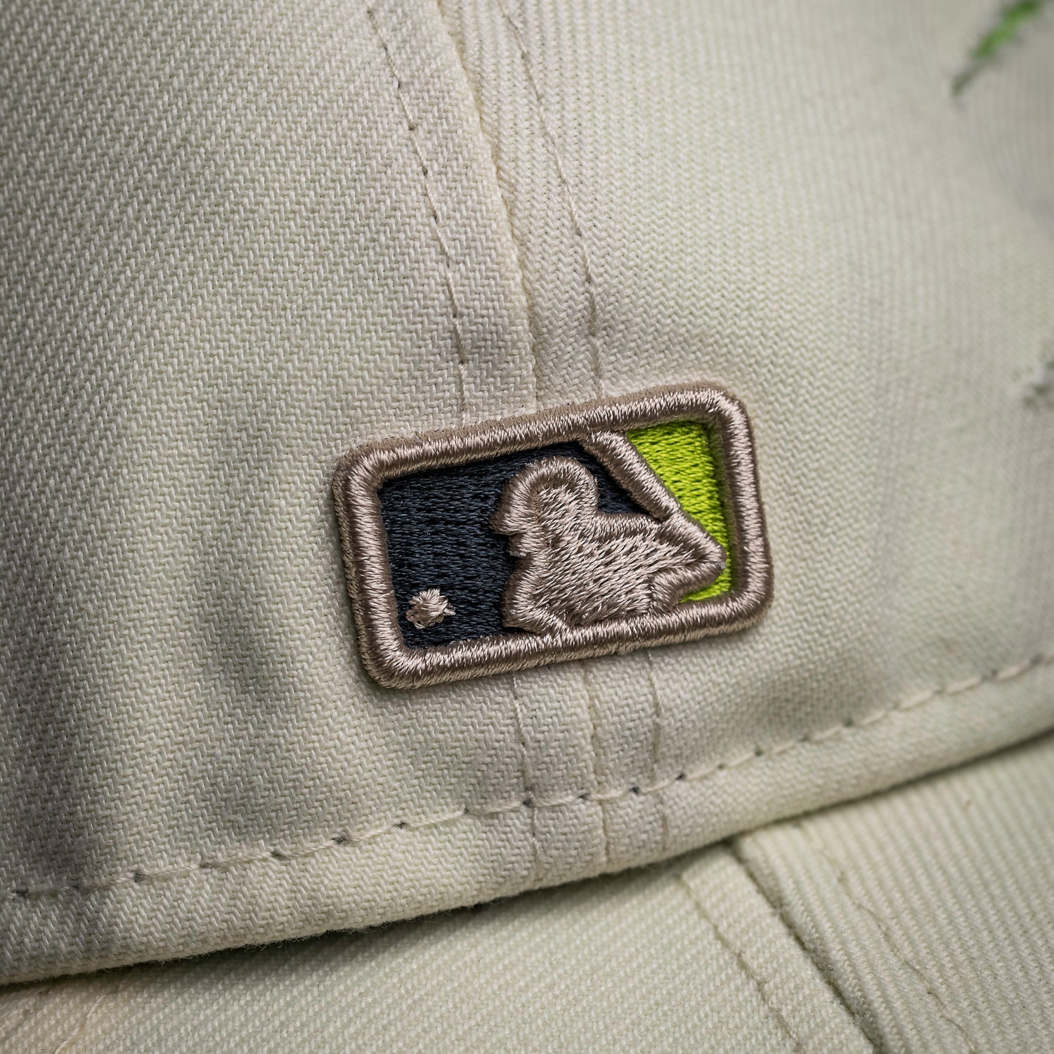 NEW YORK YANKEES MLB MUMMIFIED CREAM NEON GREEN TWO TONE GREY UV / NEW ERA 59FIFTY CAP