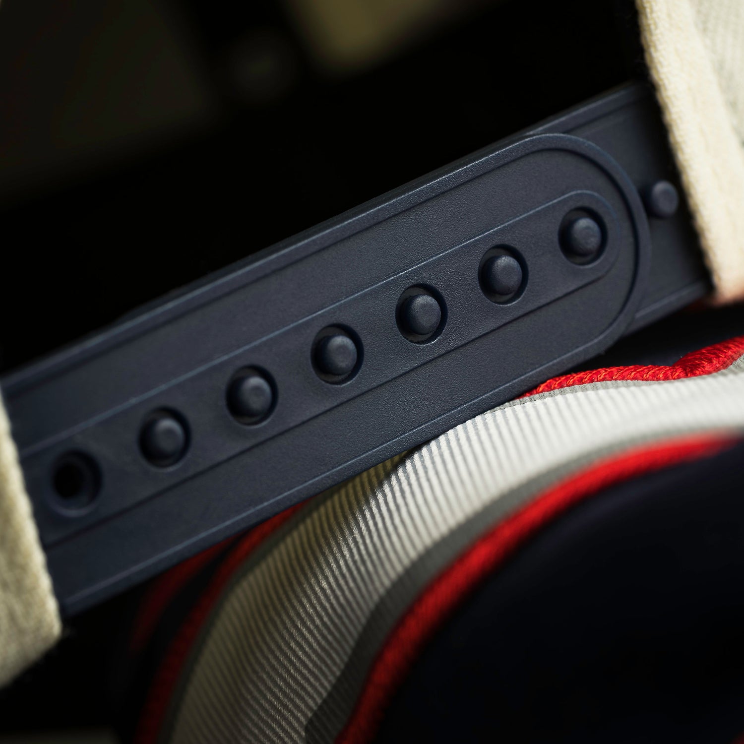 NEW ENGLAND PATRIOTS NFL CHROME WHITE BLUE TWO TONE GRAY UV / NEW ERA 9FORTY A-FRAME