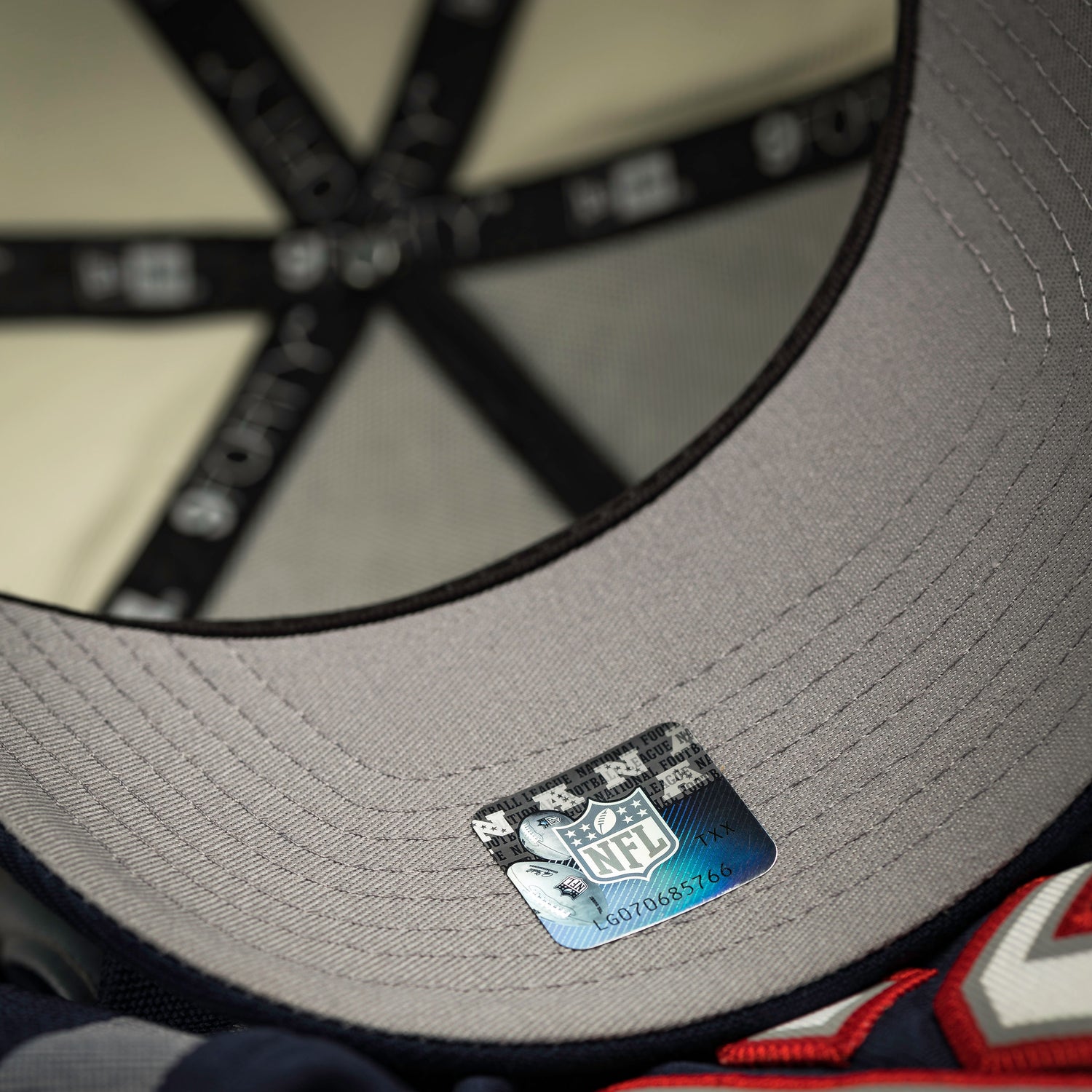 NEW ENGLAND PATRIOTS NFL CHROME WHITE BLUE TWO TONE GRAY UV / NEW ERA 9FORTY A-FRAME