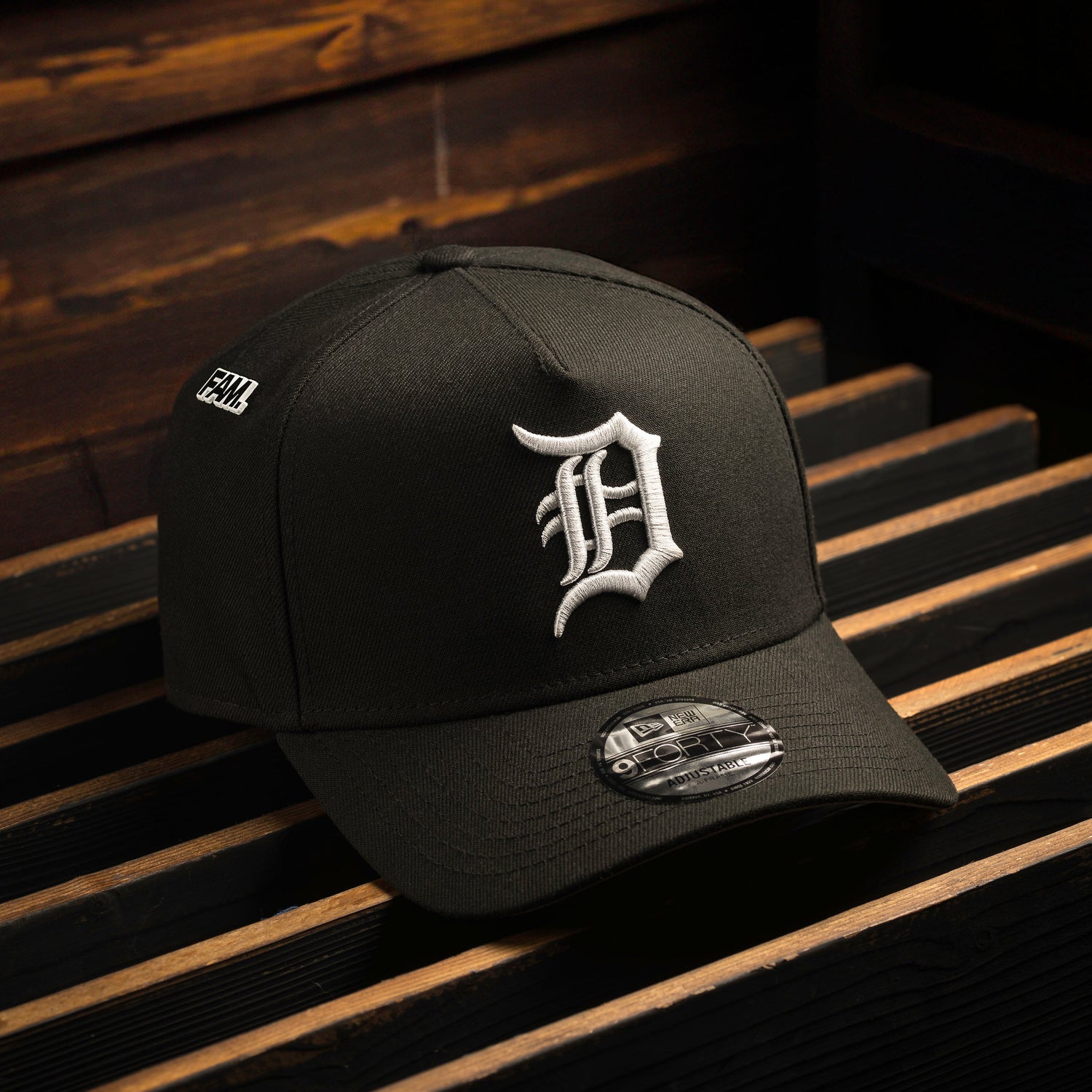 NEW ERA 9FORTY A-FRAME MLB DETROIT TIGERS BLACK / GREY UV SNAPBACK CAP