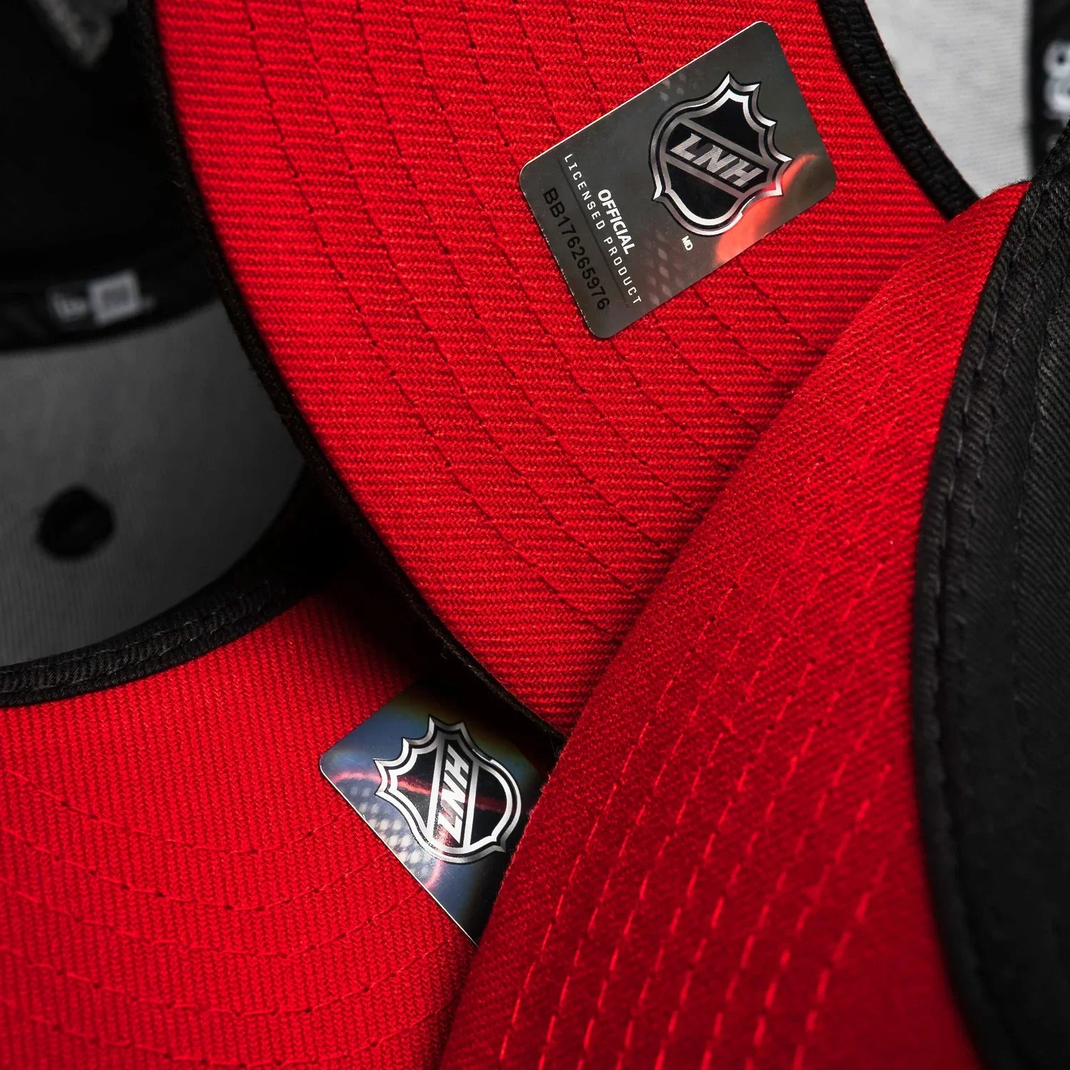 ANAHEIM DUCKS NHL BLACK SCARLET UV / NEW ERA 59FIFTY FITTED CAP