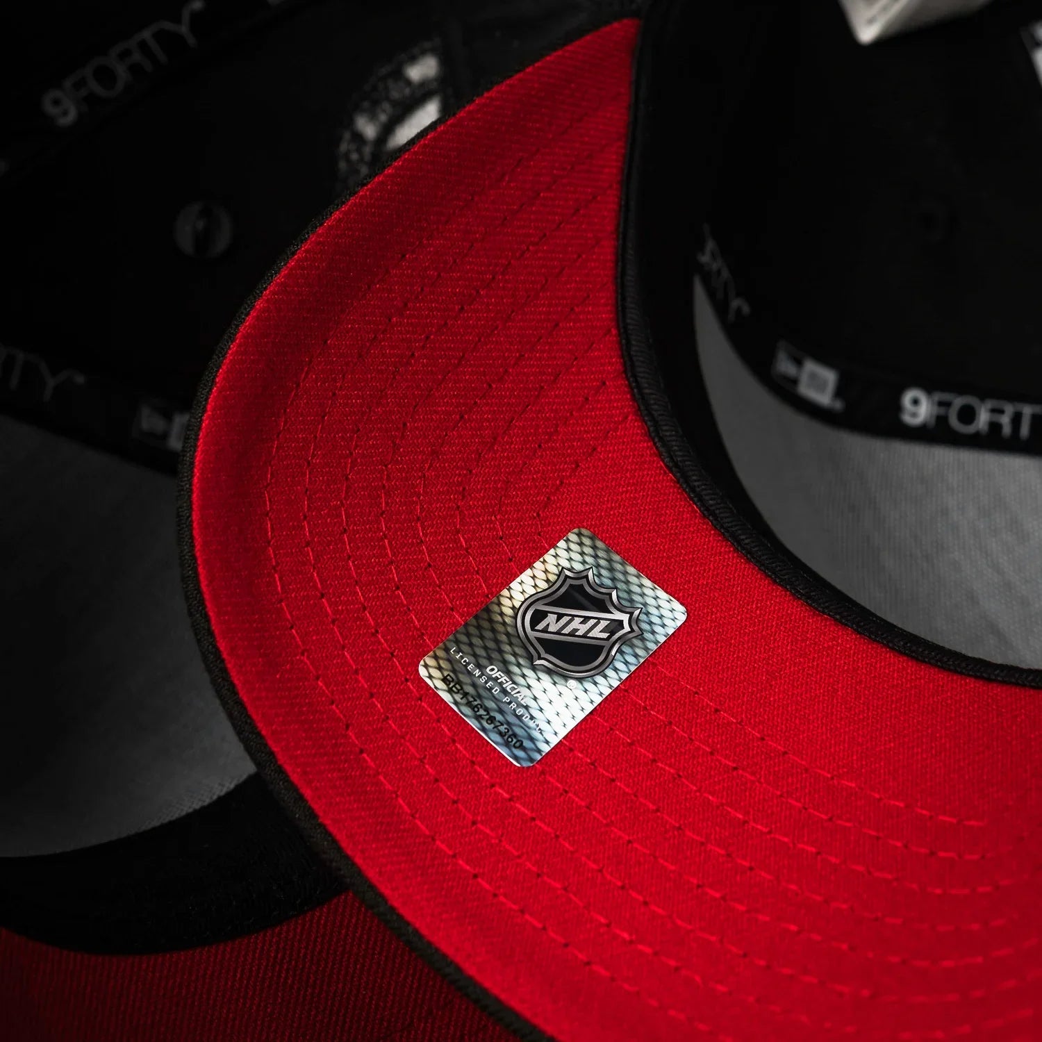 SEATTLE KRAKEN NHL BLACK SCARLET UV / NEW ERA 9FORTY A-FRAME