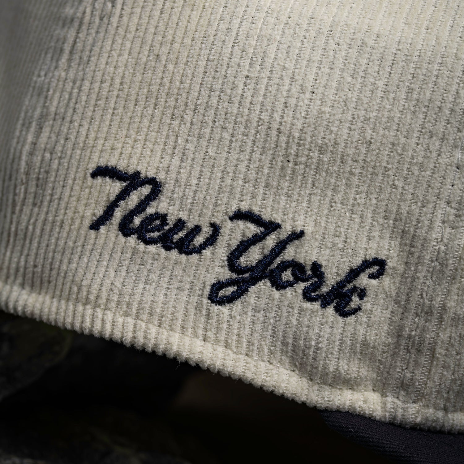 NEW YORK YANKEES MLB CHROME WHITE NAVY TWO TONE KELLY GREEN UV / NEW ERA GOLFER CAP