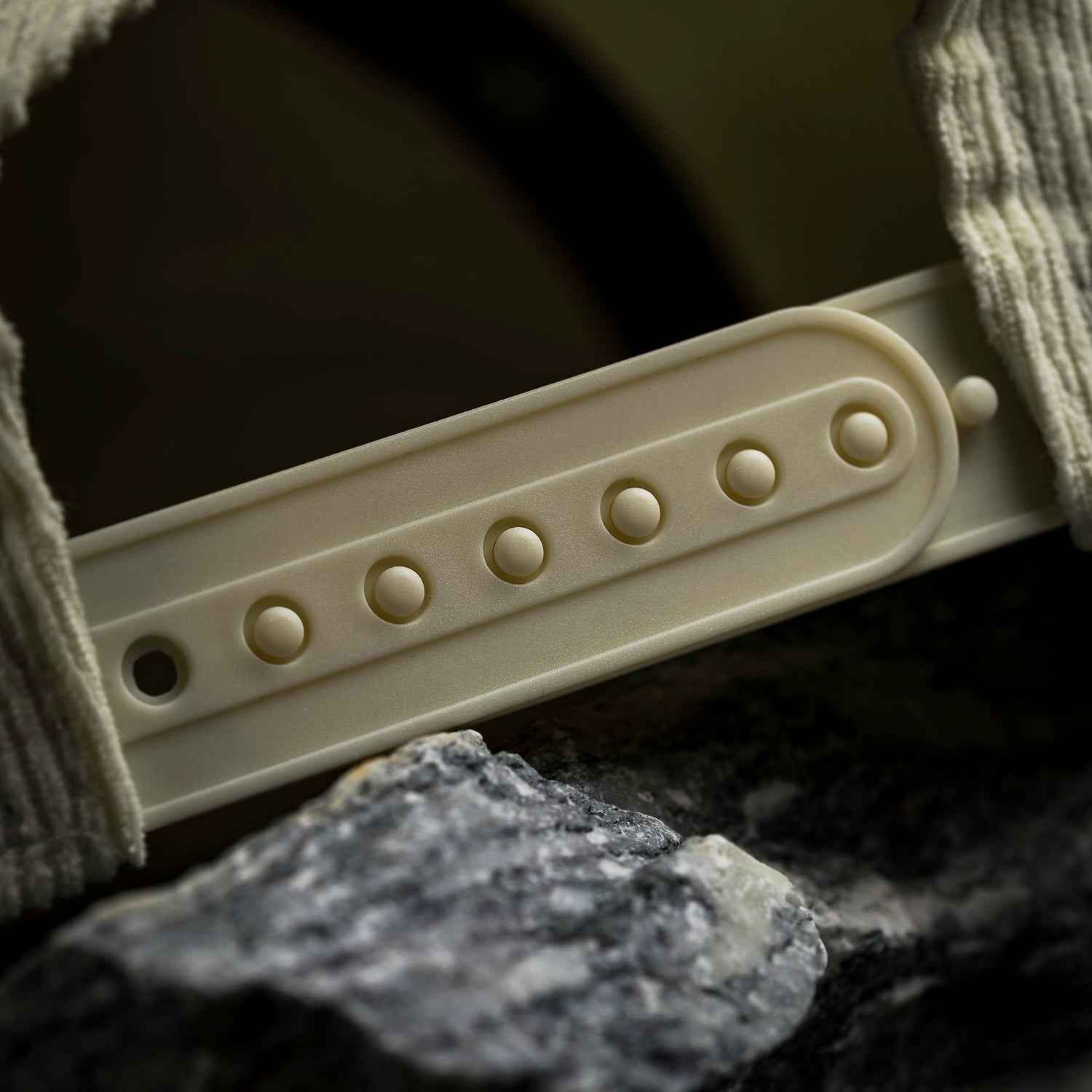 NEW YORK YANKEES MLB CHROME WHITE NAVY TWO TONE KELLY GREEN UV / NEW ERA GOLFER CAP