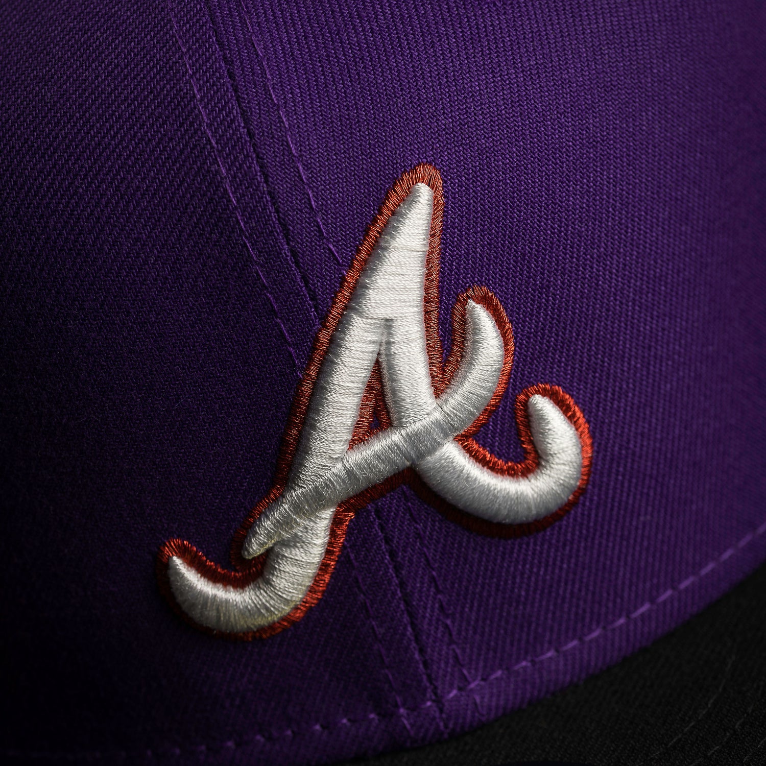 ATLANTA BRAVES MLB PURPLE BLACK TWO TONE GREEN UV / NEW ERA 59FIFTY CAP