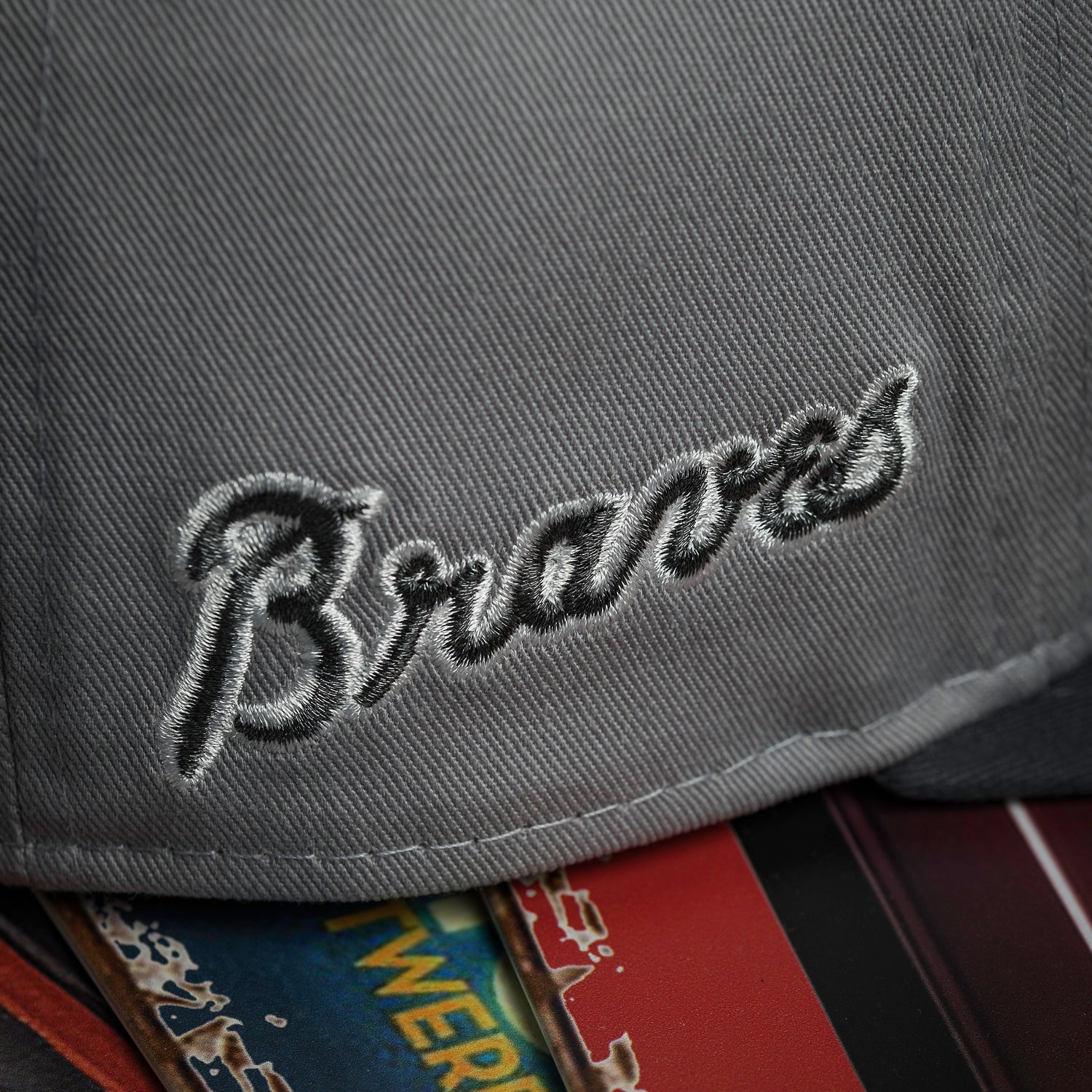 ATLANTA BRAVES MLB GRAY GRAPHITE TWO TONE GRAY UV / NEW ERA GOLFER CAP