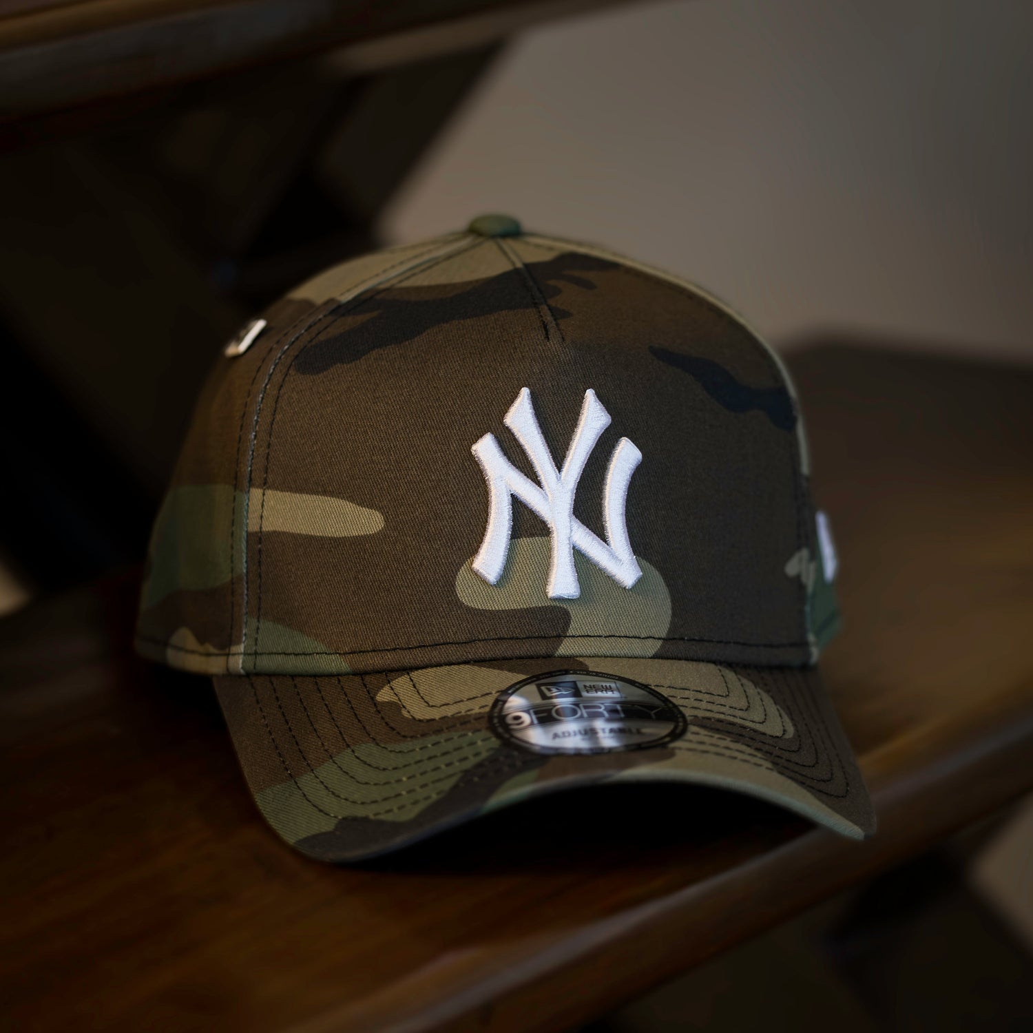 NEW ERA 9FORTY A-FRAME MLB NEW YORK YANKEES CAMO / BLACK UV SNAPBACK