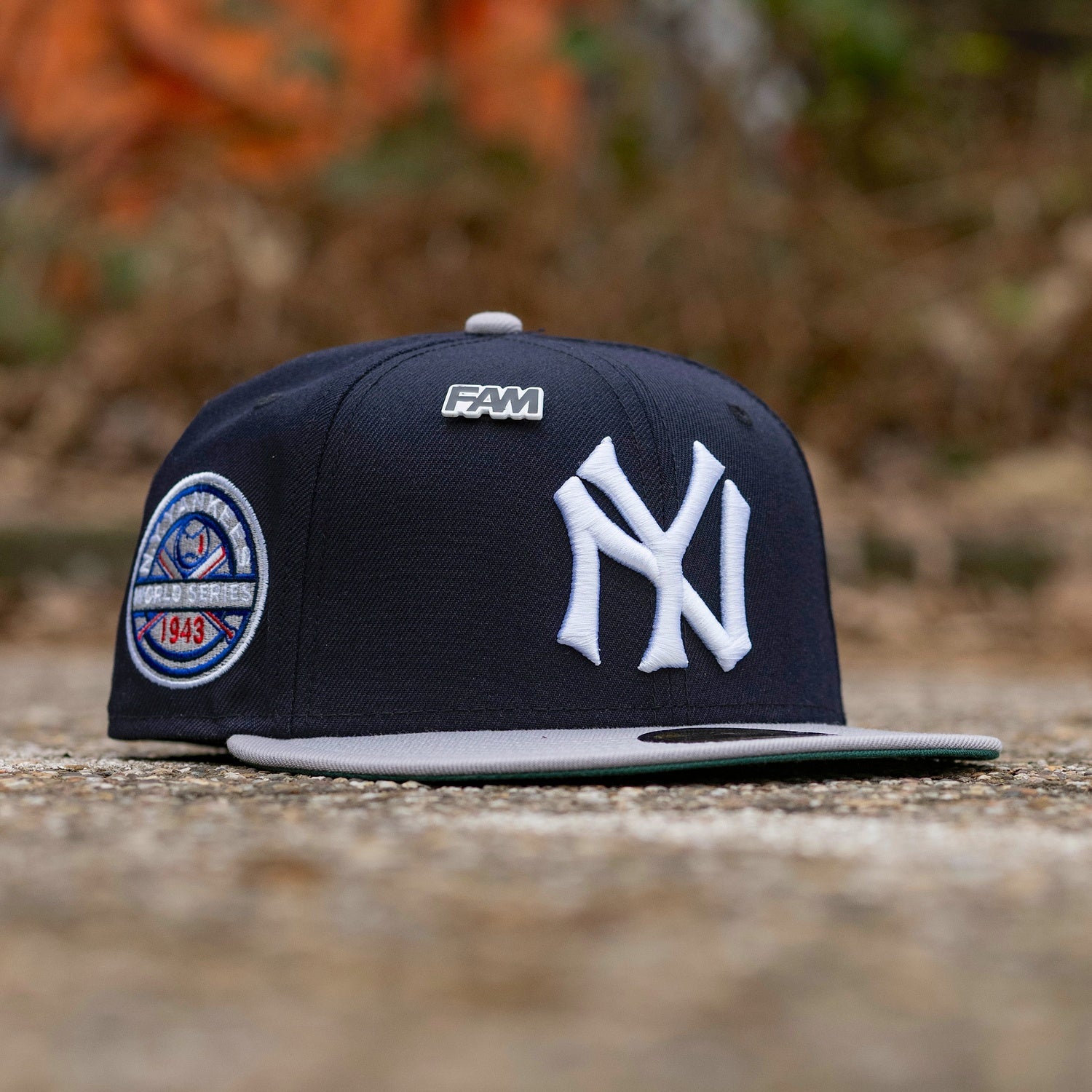 NEW ERA 59FIFTY MLB NEW YORK YANKEES WORLD SERIES 1943 TWO TONE / GREEN UV FITTED CAP