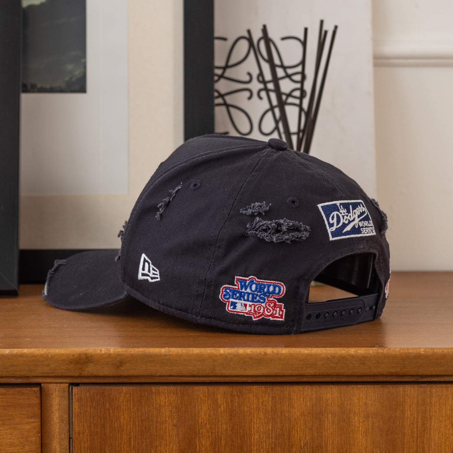 NEW ERA 9FORTY A FRAME  LOS ANGELES DODGERS WASHED DISTRESSED NAVY CAP - FAM EXCLUSIVE