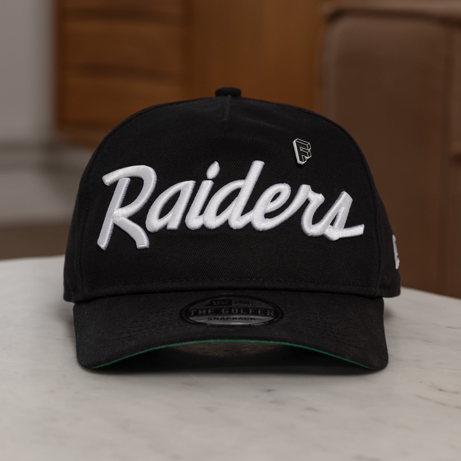 LAS VEGAS RAIDERS NFL BLACK KELLY GREEN UV / NEW ERA THE GOLFER CAP