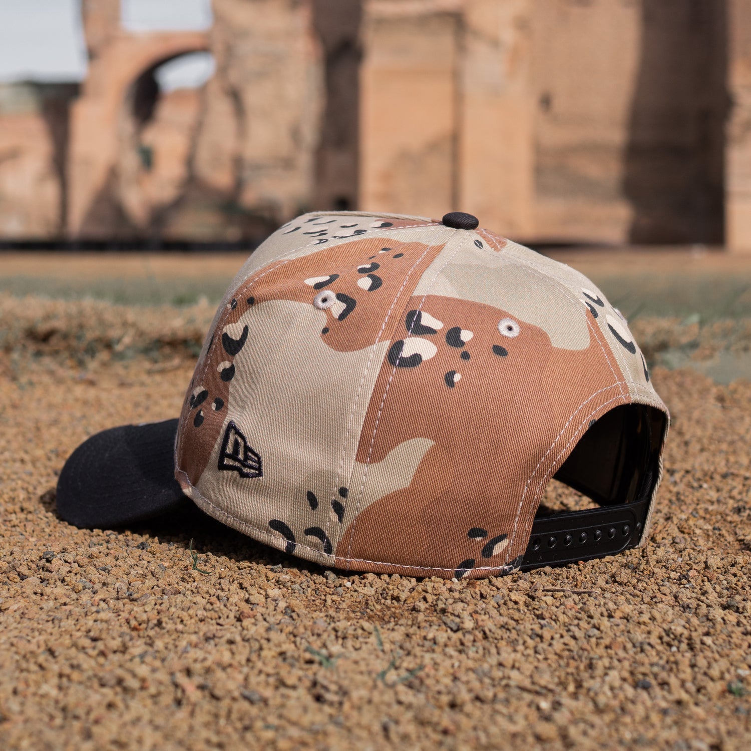 EXCLUSIVE 9FORTY A-FRAME NEW YORK YANKEES 2024 WORLD SERIES DESERT CAMO – NEW ERA CAP