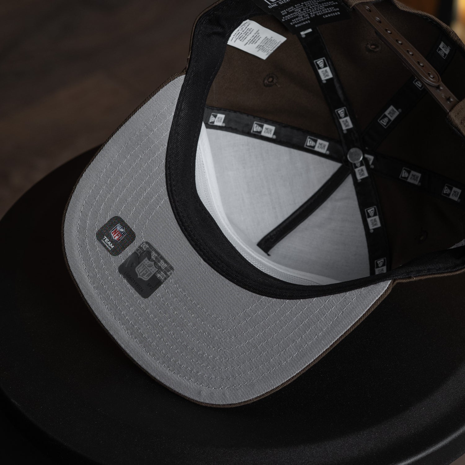 LAS VEGAS RAIDERS NFL SUGARSKULL WALNUT GRAY UV / NEW ERA GOLFER CAP