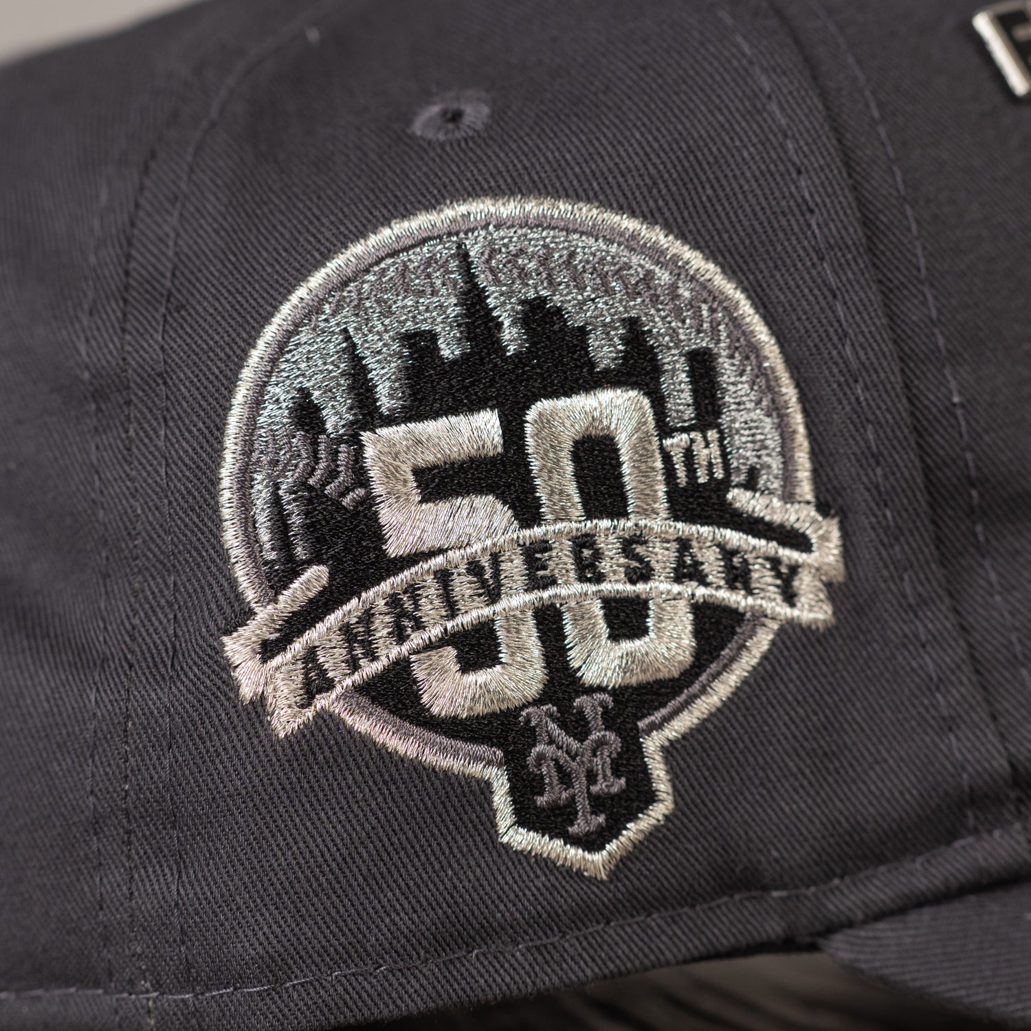 NEW YORK METS GRAPHITE GRAY UV / NEW ERA GOLFER CAP