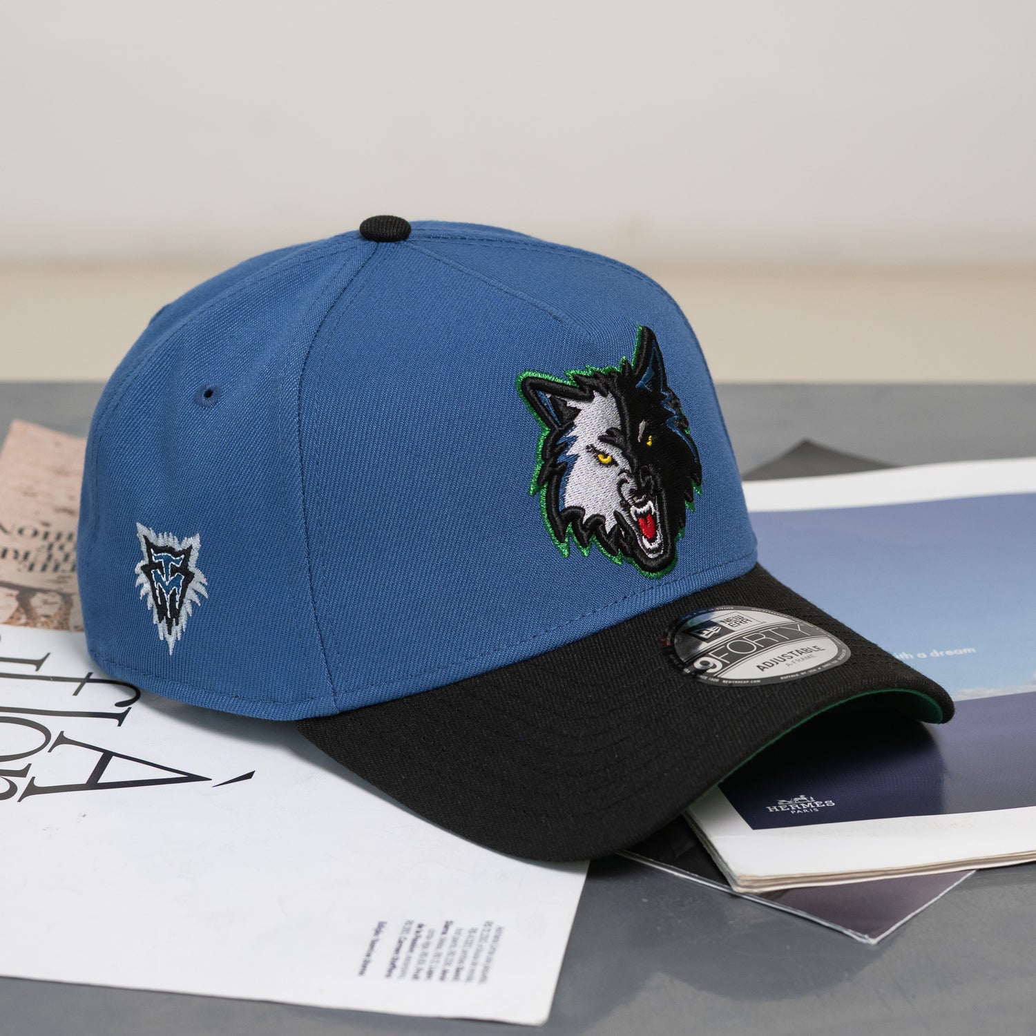 MINNESOTA TIMBERWOLVES NBA SKY INDIGO BLACK TWO TONE KELLY GREEN UV / NEW ERA 9FORTY A-FRAME
