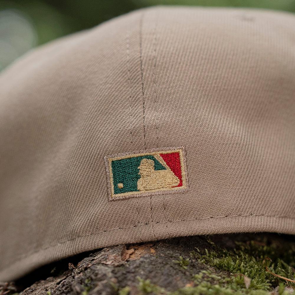 NEW ERA 59FIFTY MLB CALIFORNIA ANGELS 25TH ANNIVERSARY TWO TONE / EMERALD GREEN UV FITTED CAP - FAM