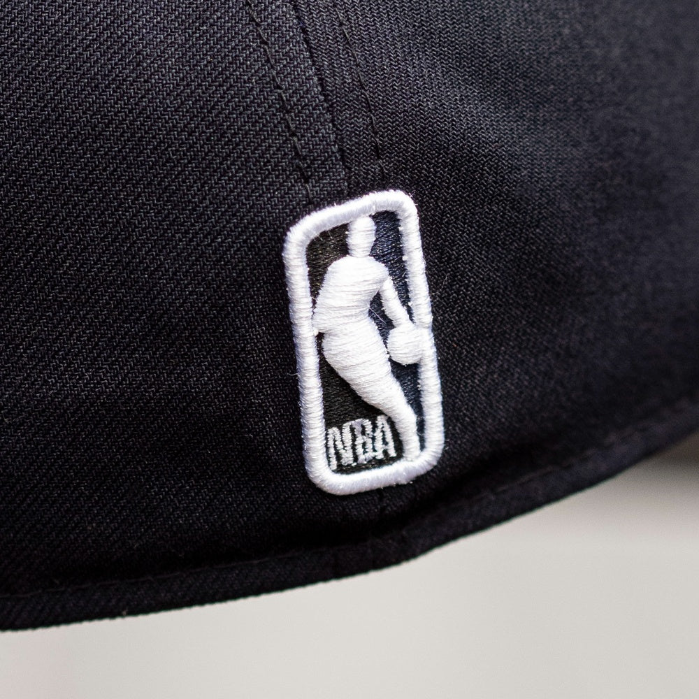 NEW ERA 59FIFTY NBA CHICAGO BULLS NBA 75 TWO TONE / GREY UV FITTED CAP