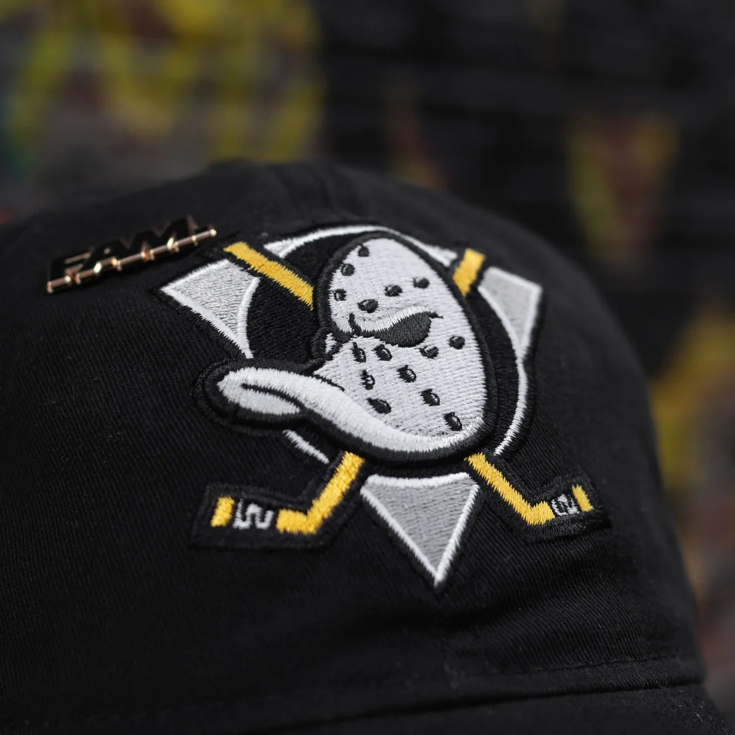 NEW ERA 9TWENTY NHL ANAHEIM DUCKS BLACK / GRAY UV CAP