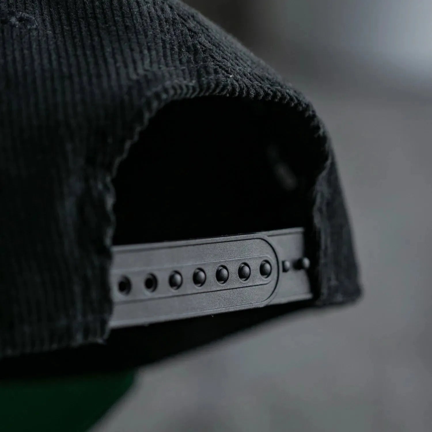 NEW ERA 9FORTY A-FRAME MLB NEW YORK YANKEES BLACK CORD / KELLY GREEN UV SNAPBACK - FAM