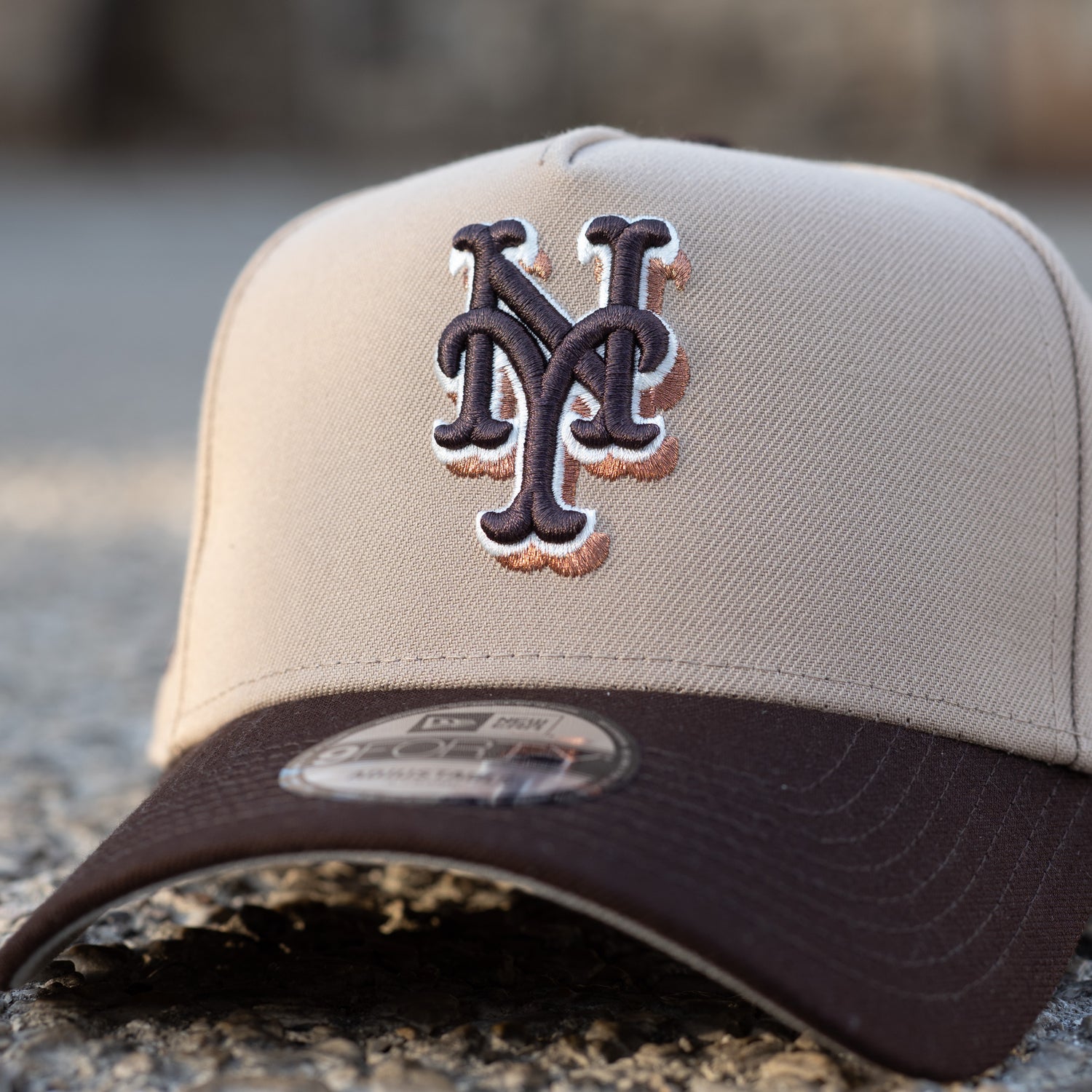 NEW ERA 海外限定NEWYORK METS 9FORTY シルバー NEW YORK METS MLB CAMEL WOOD TWO ONE GRAY UV / NEW ERA 9FORTY A-FRAME