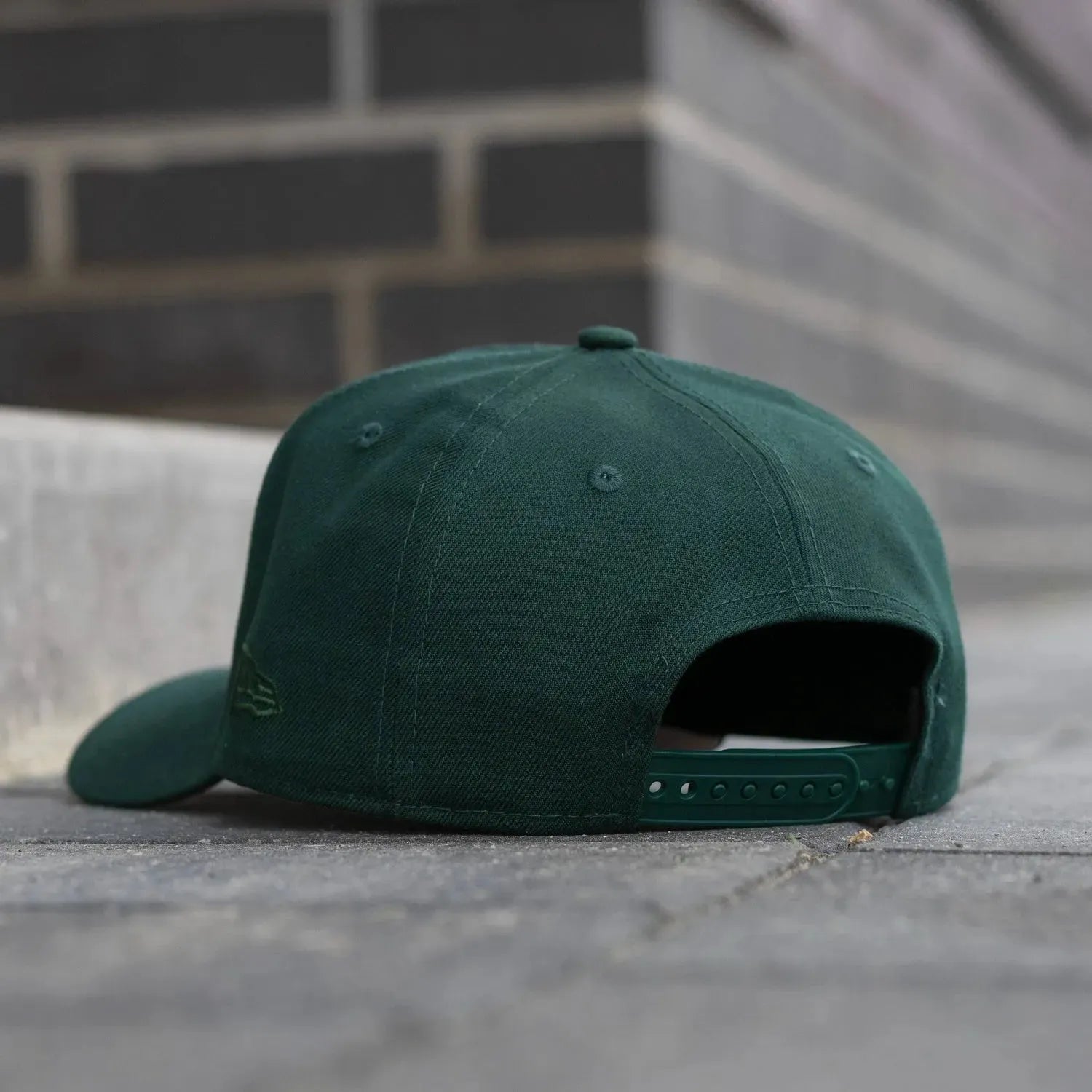 NEW ERA 9FORTY A-FRAME MLB PITTSBURGH PIRATES GREEN PINK SNAPBACK