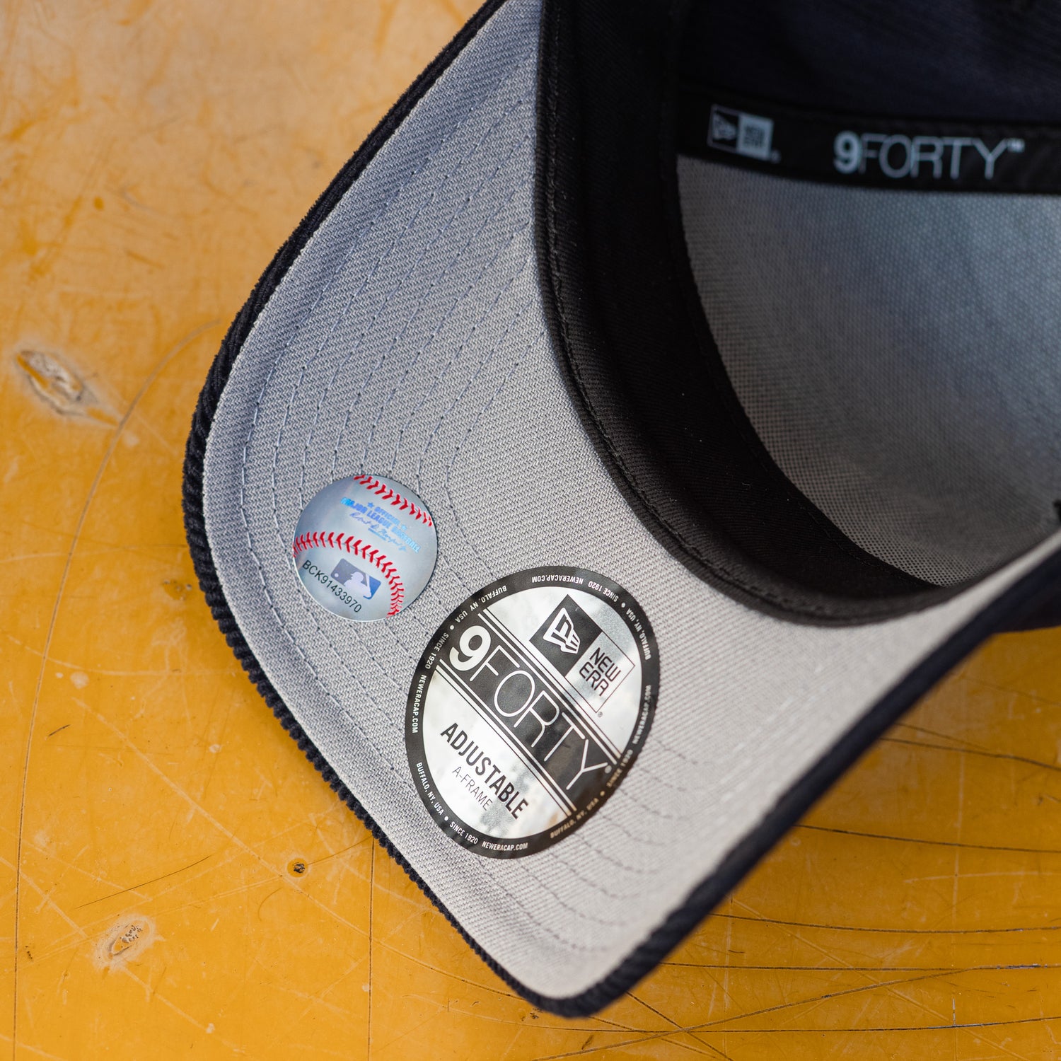 NEW YORK YANKEES MLB CORDUROY NAVY GRAY UV / NEW ERA 9FORTY A-FRAME