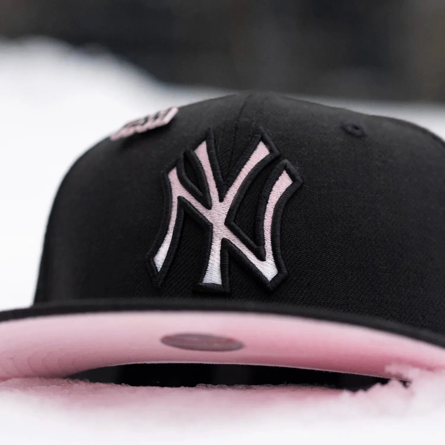 New York Pink And Black Baseball Cap Yankees 59fifty Yankee With