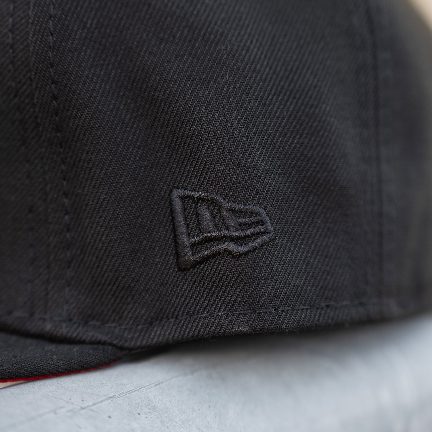 HOUSTON TEXANS NFL BLACK SCARLET UV / NEW ERA 59FIFTY CAP