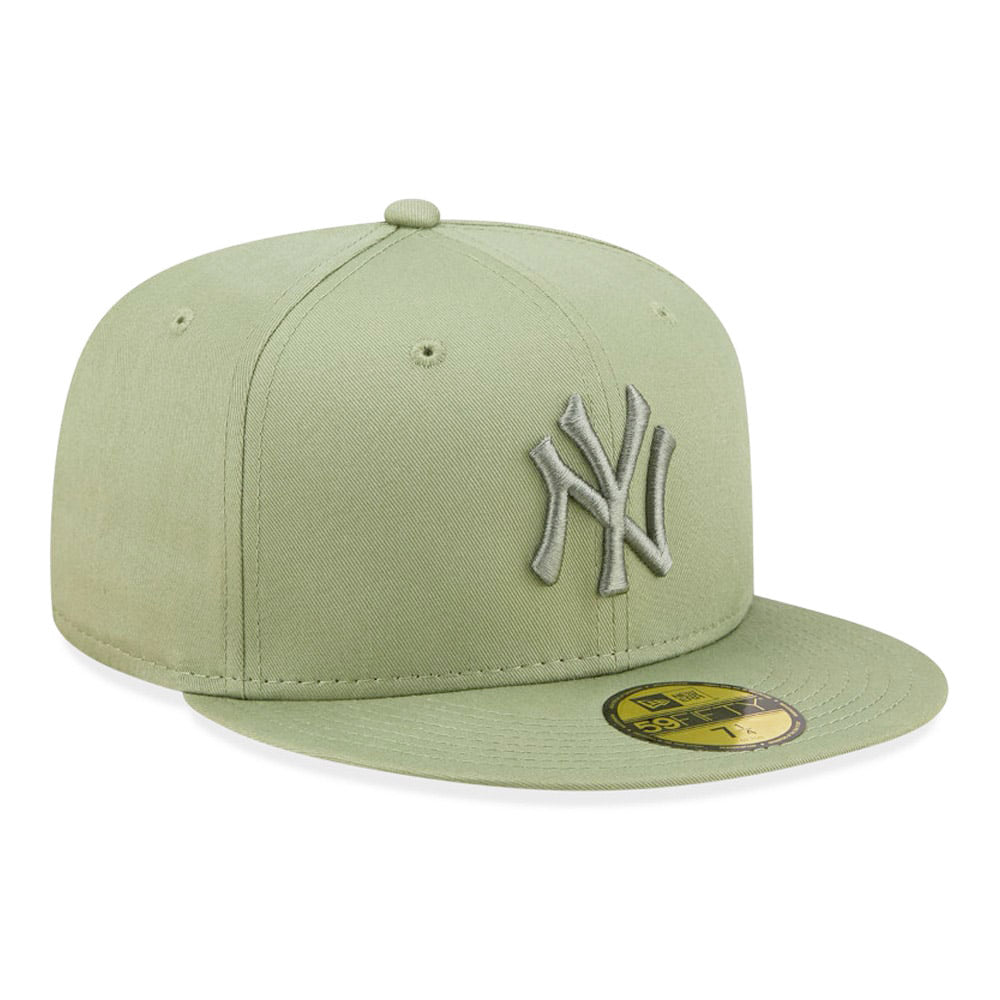 NEW ERA 59FIFTY MLB NEW YORK YANKEES LEAGUE ESSENTIAL GREEN / GREEN UV FITTED CAP